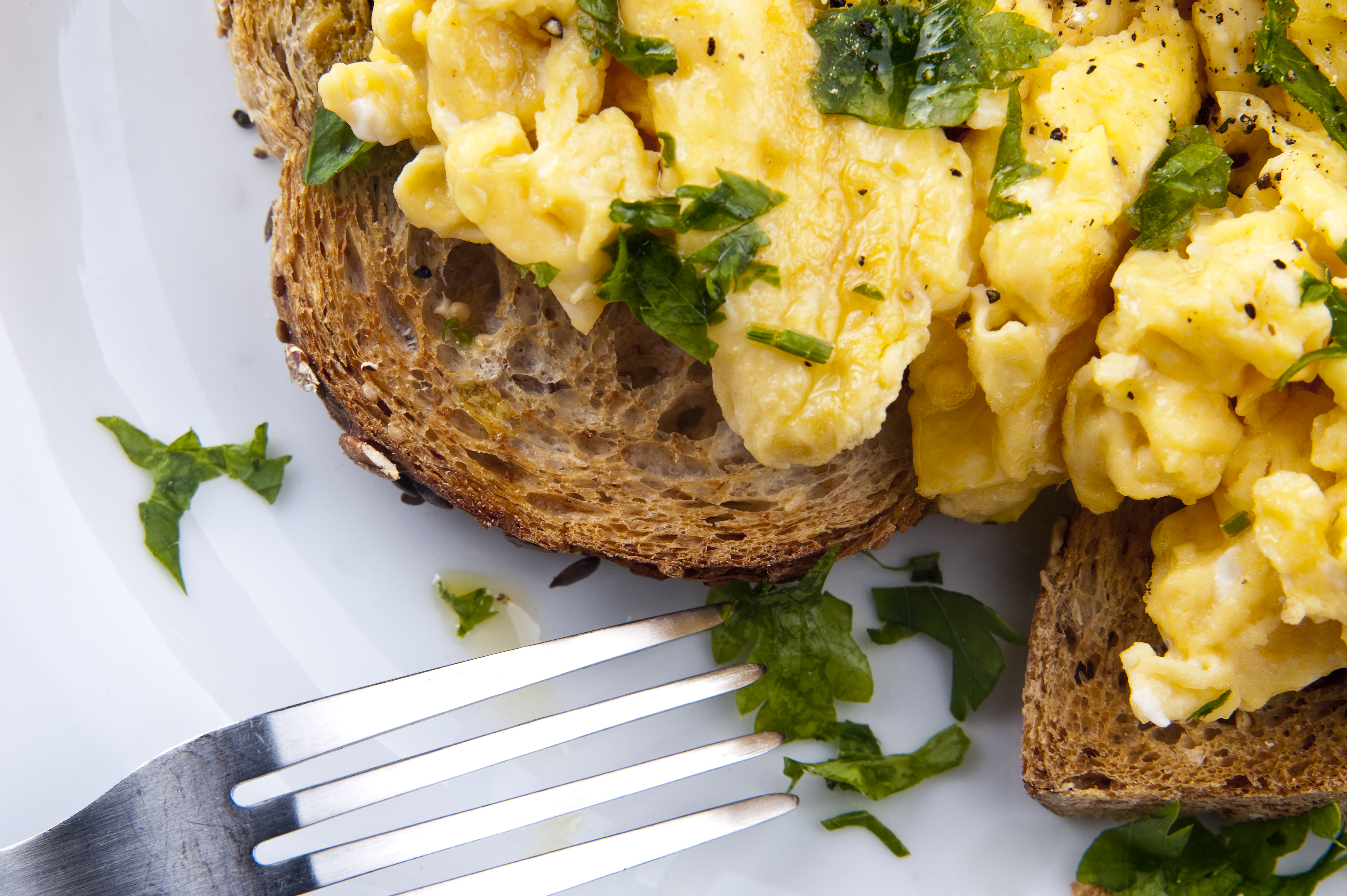 15 Pantry Herbs & Spices to Rock Your Scrambled Eggs