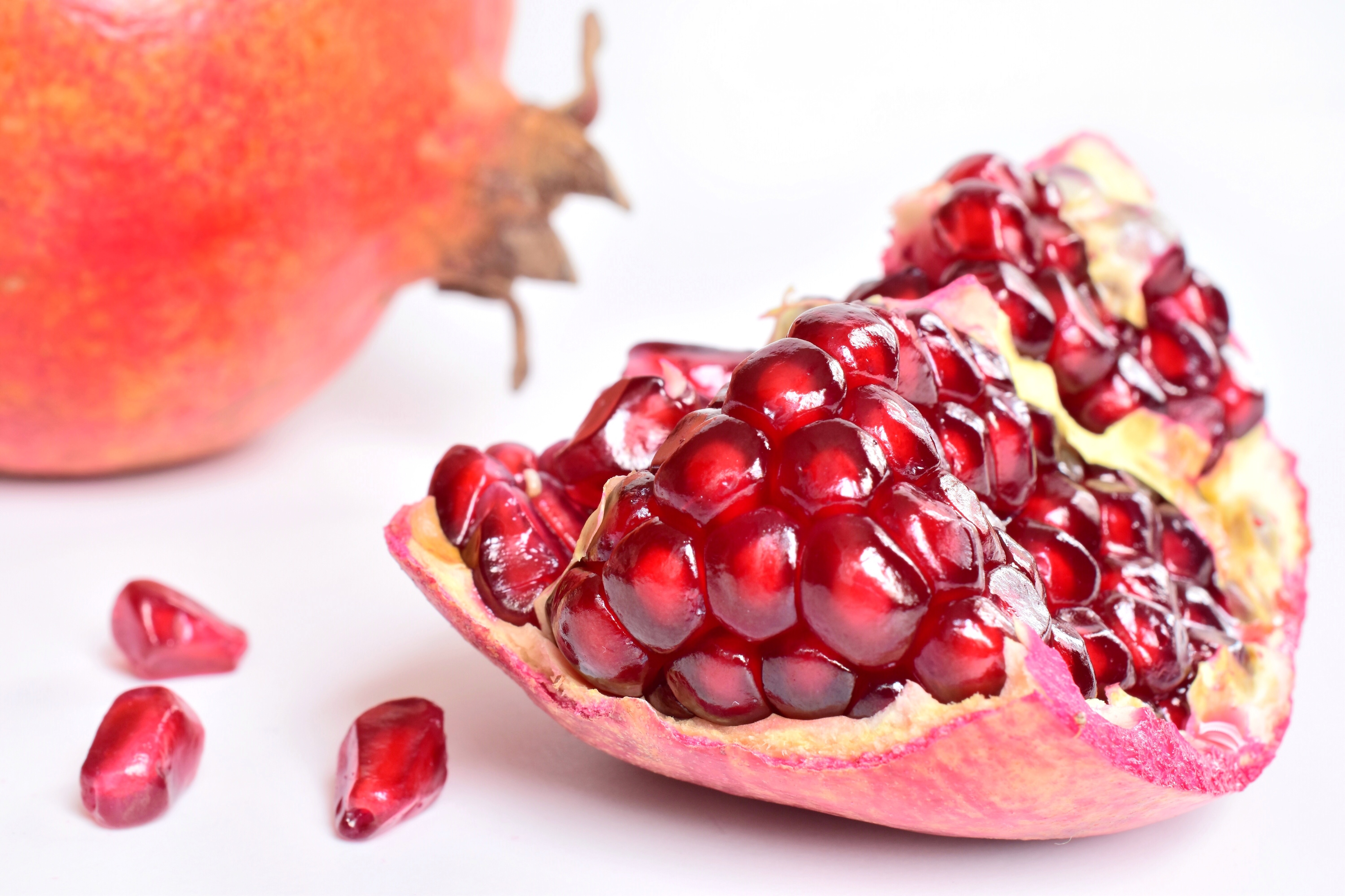 Fresh Pomegranate Fruit How Do U Eat Pomegranate Seeds Fresh