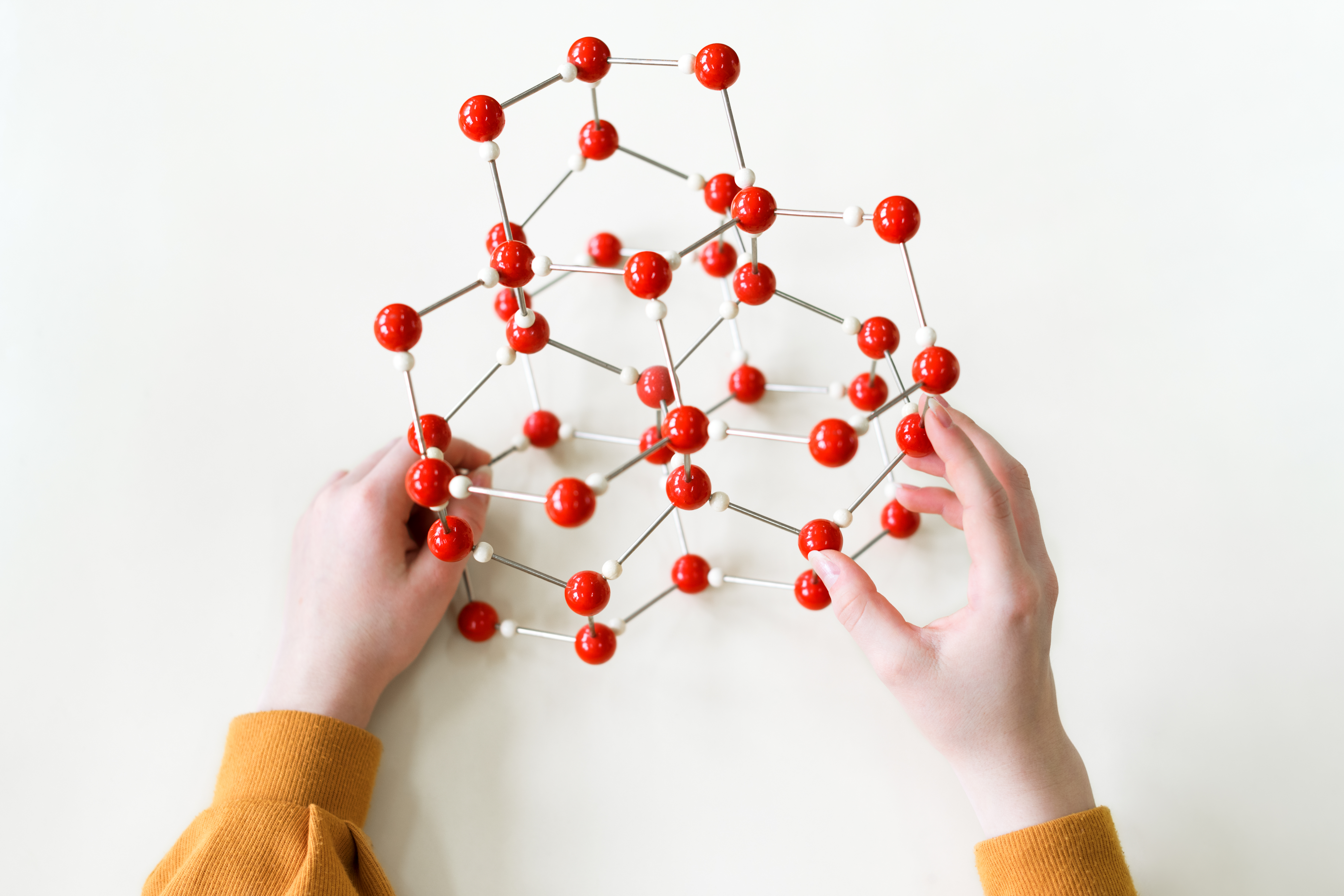 covalent and ionic bond