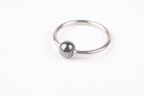 How To Put In A Corkscrew Nose Ring