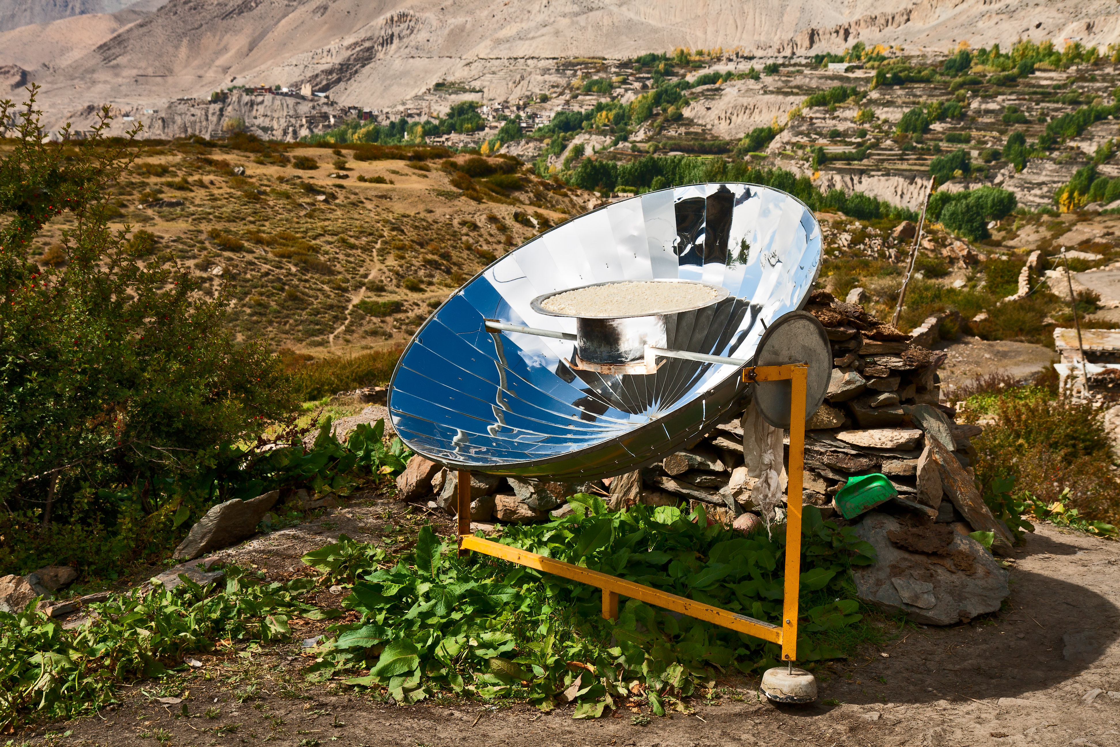 Box Solar Oven: Advantages and Disadvantages