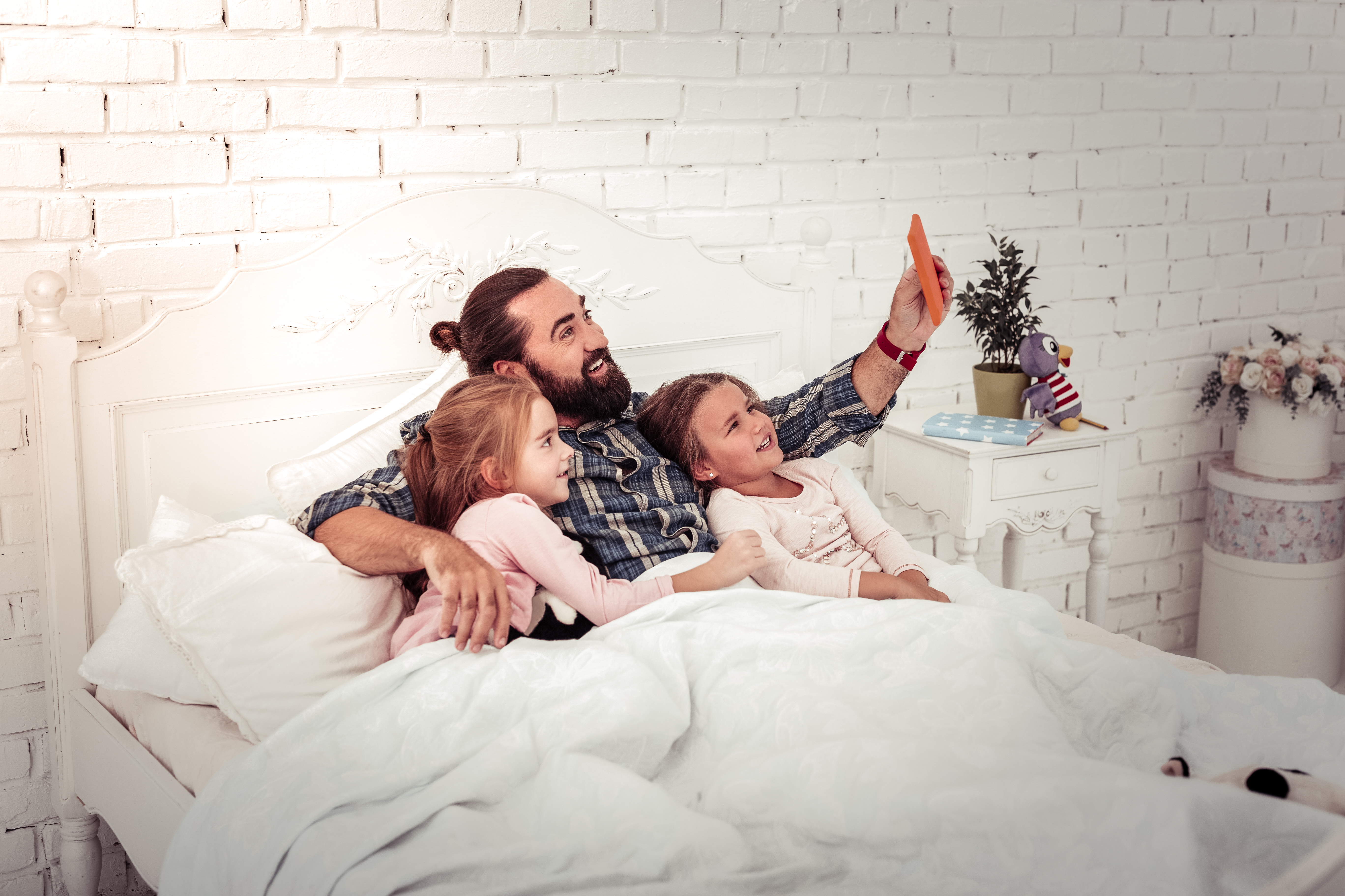 Is Polyester Or Cotton Bedding Better Home Guides Sf Gate