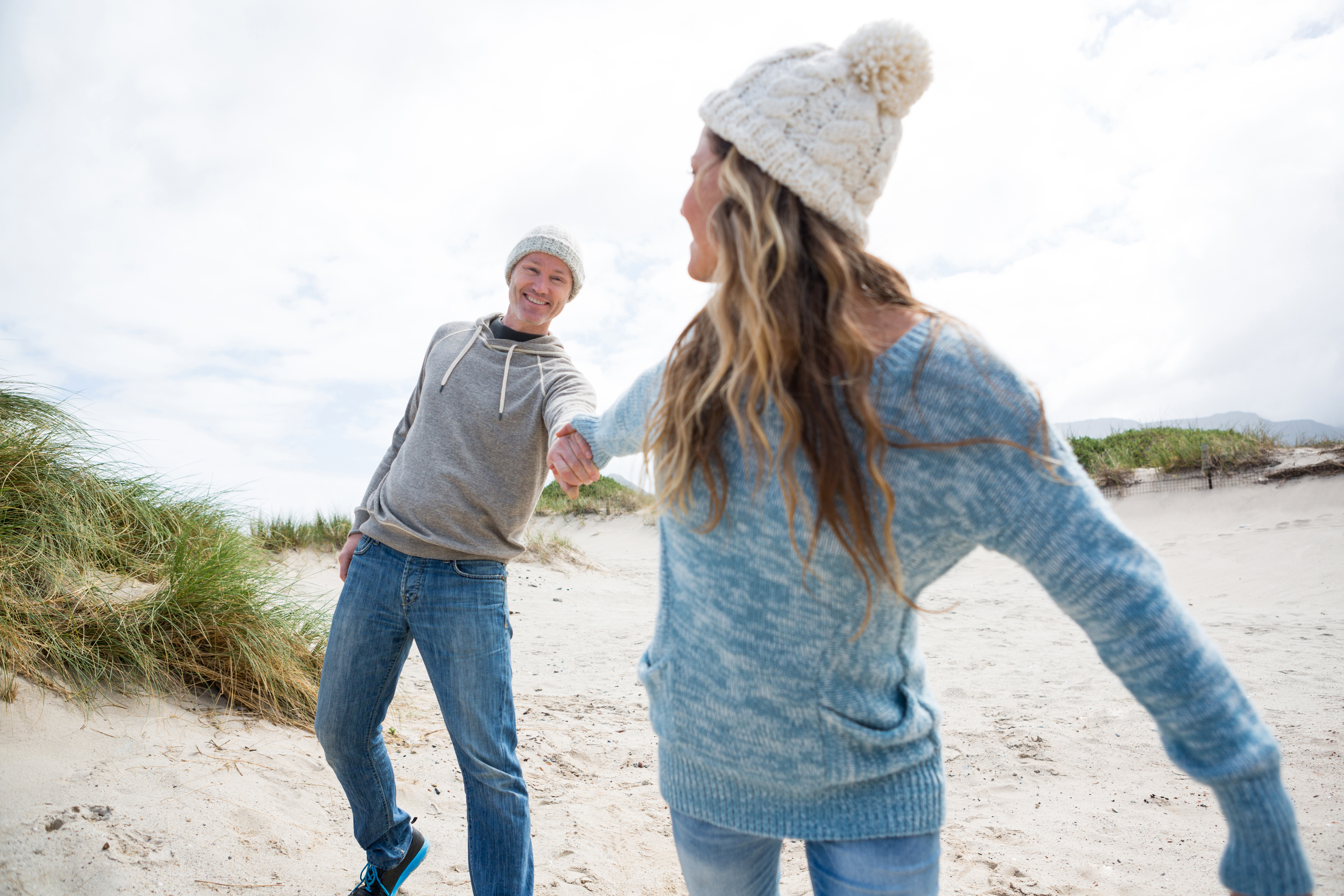 cold beach outfits