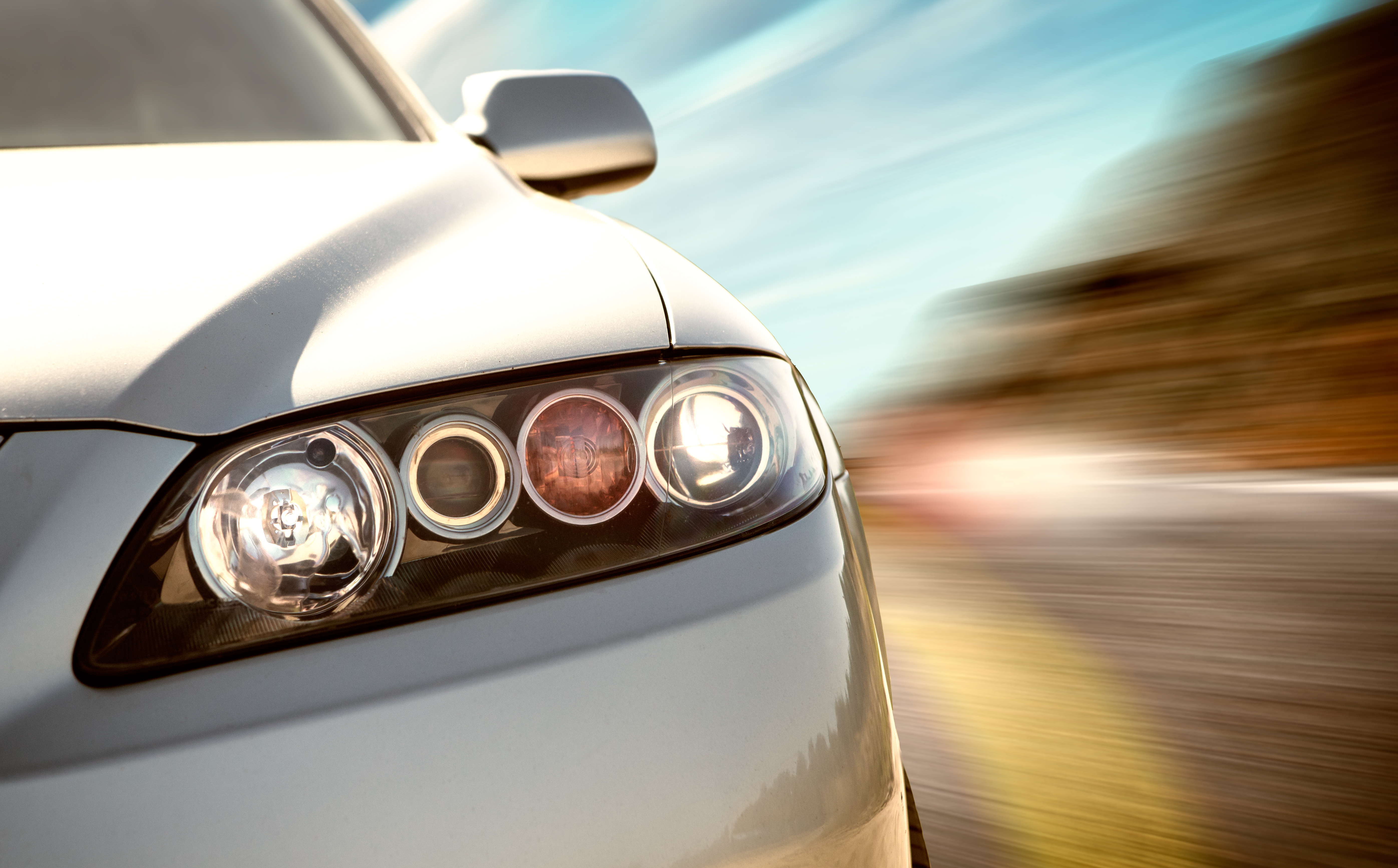 When to Use Parking Lights vs. Headlights -  Motors Blog