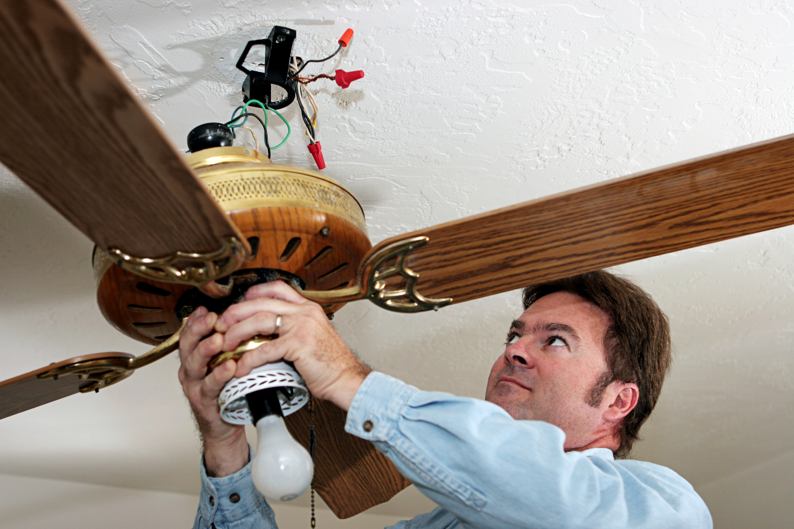 How To Replace Ceiling Fan Reverse Switches Hunker