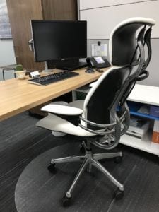 adjustable chair