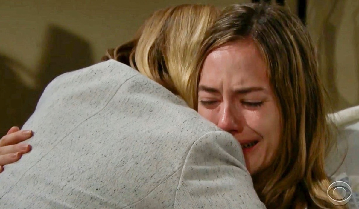 The Bold and the Beautiful Spoilers Hope Has Emotional Breakdown