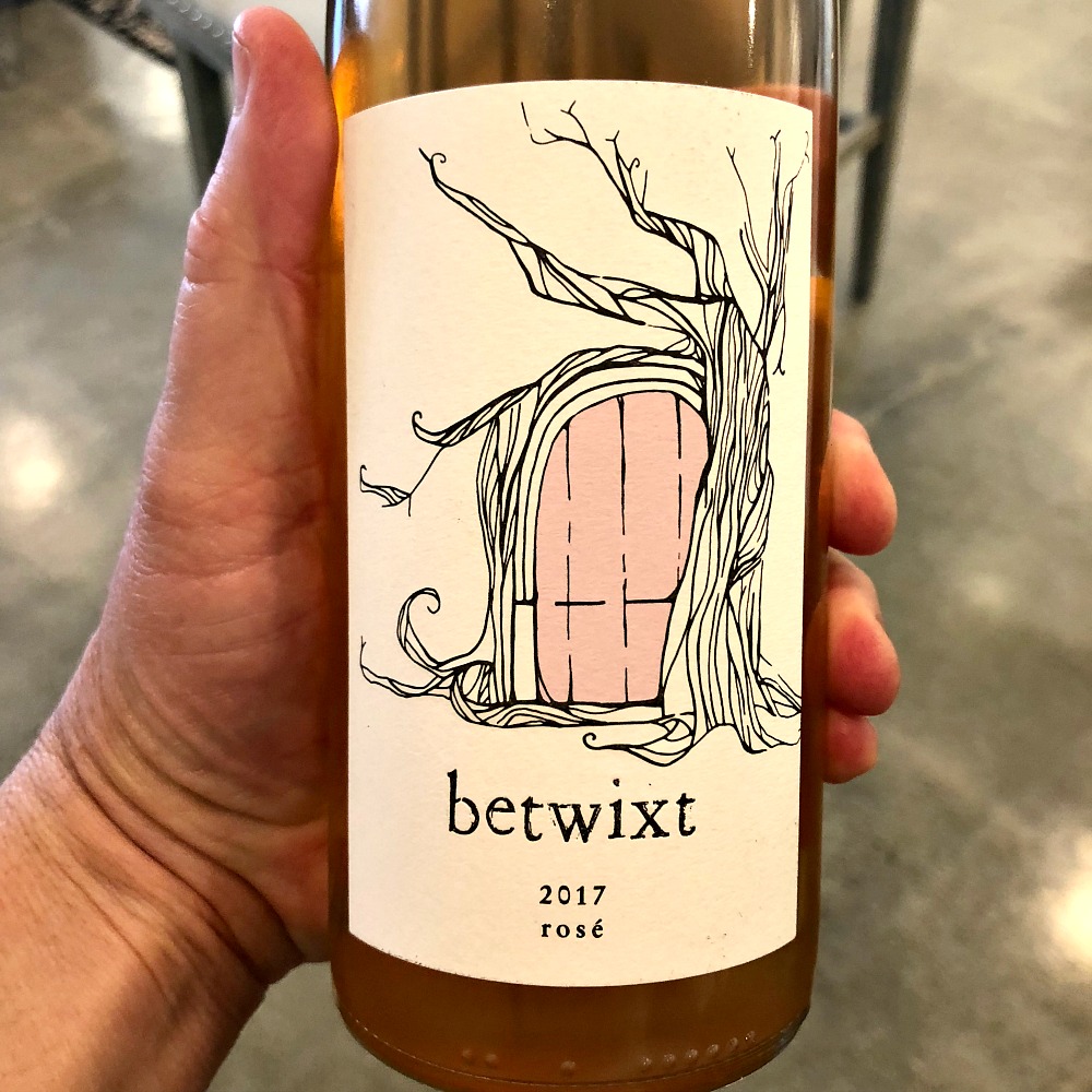 Betwixt Rose Wine