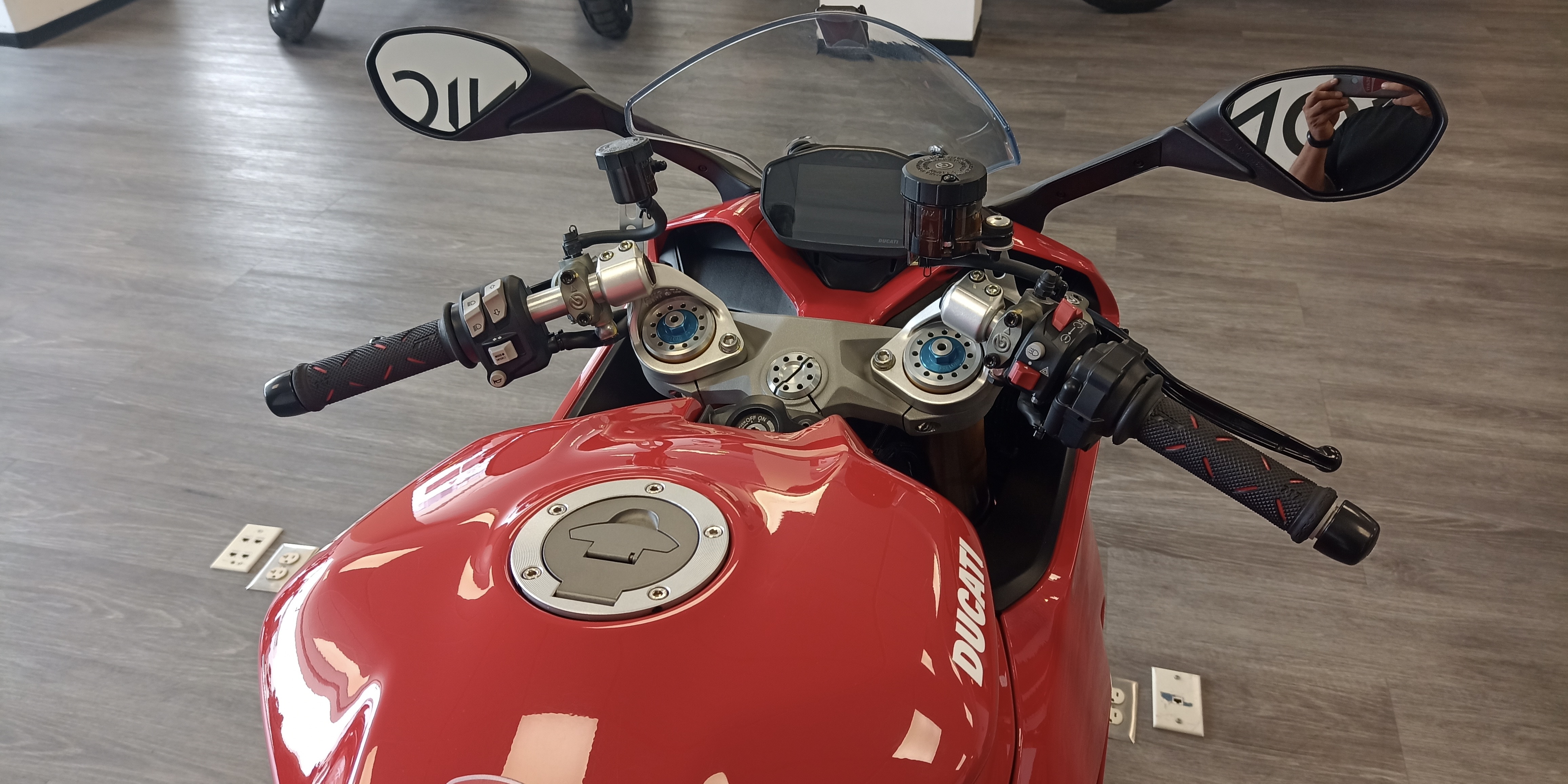 Ducati Super Sport 950-S