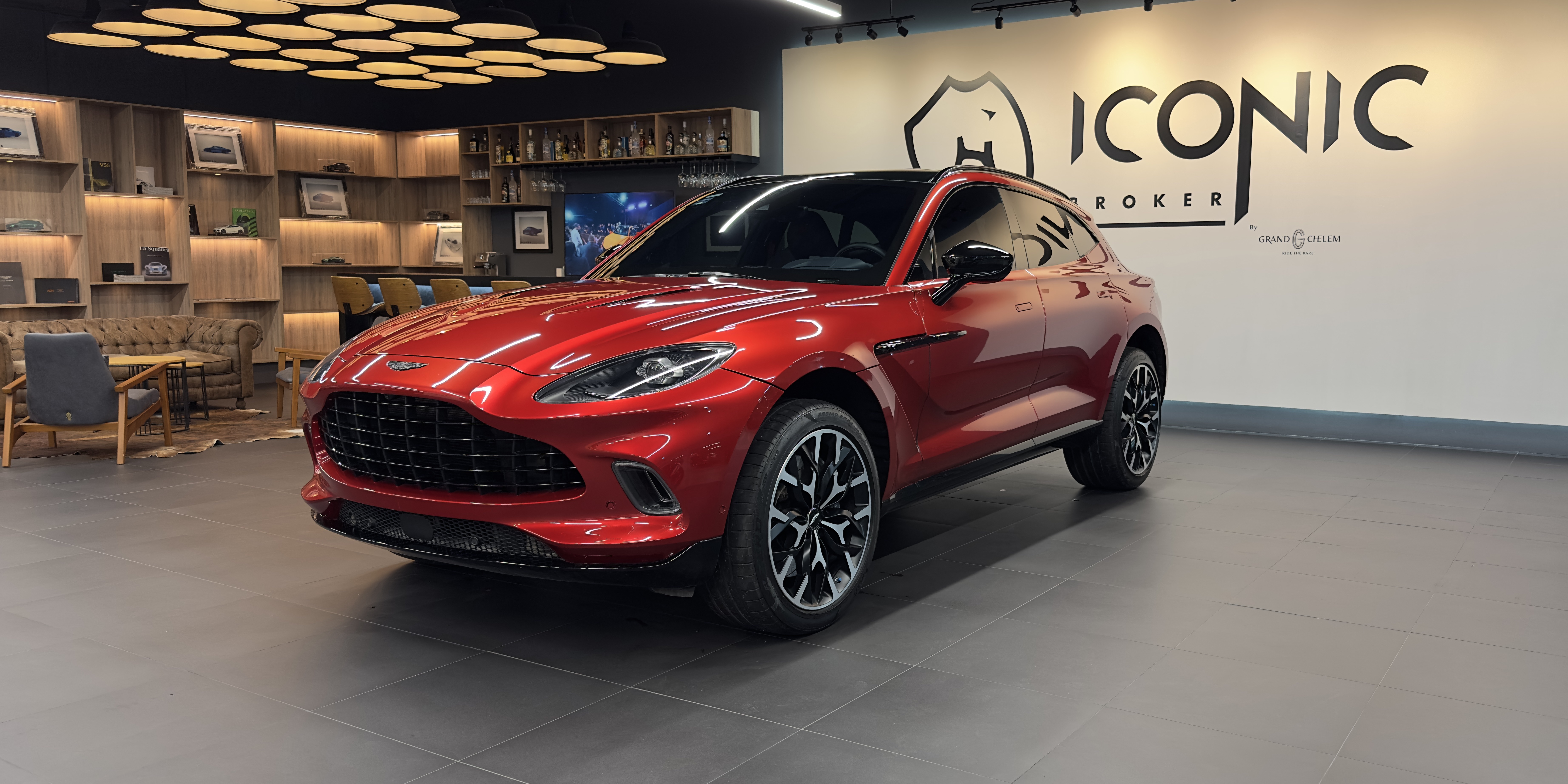 Aston Martin DBX
