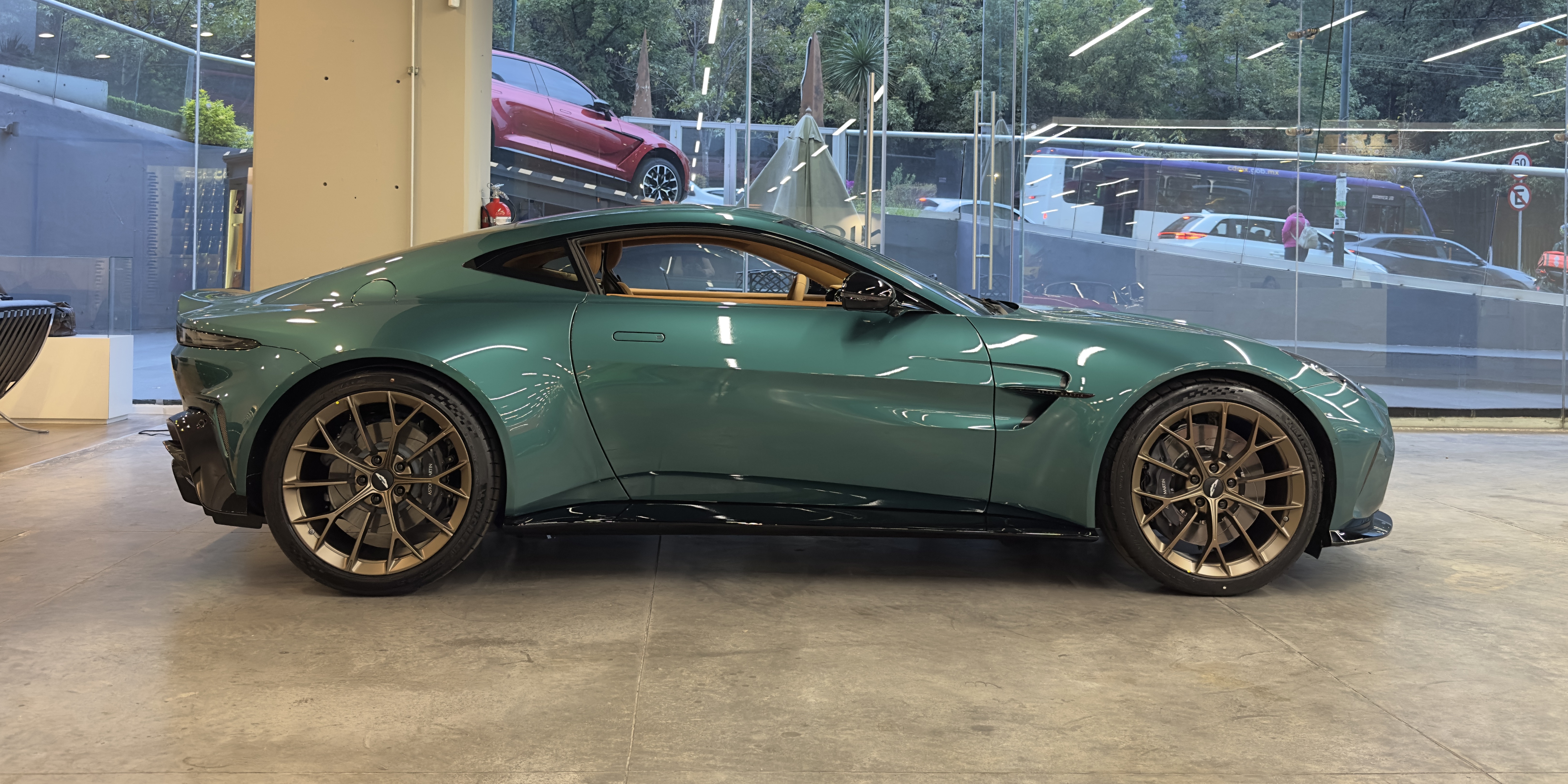 Aston Martin Vantage NG