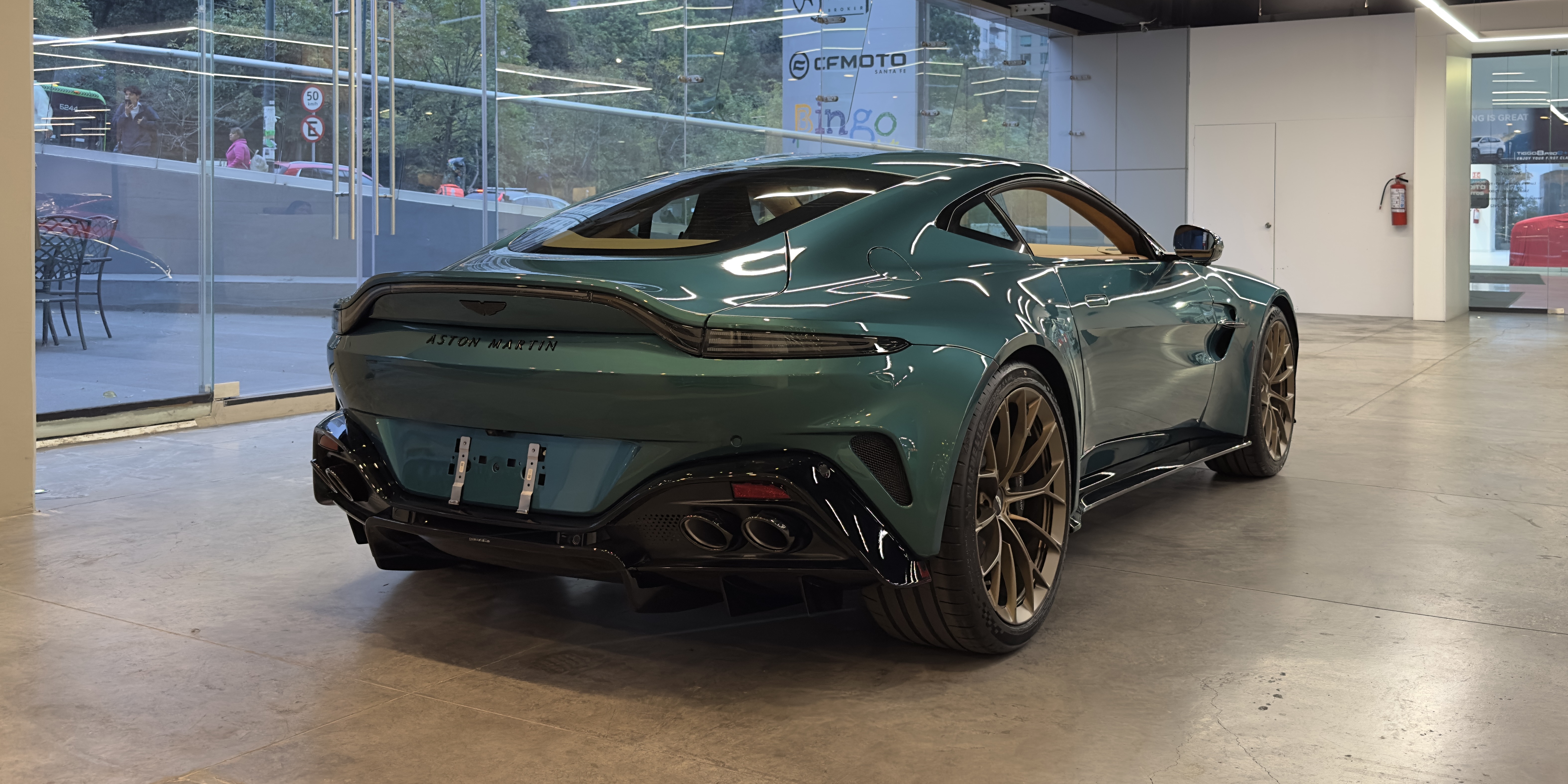 Aston Martin Vantage NG