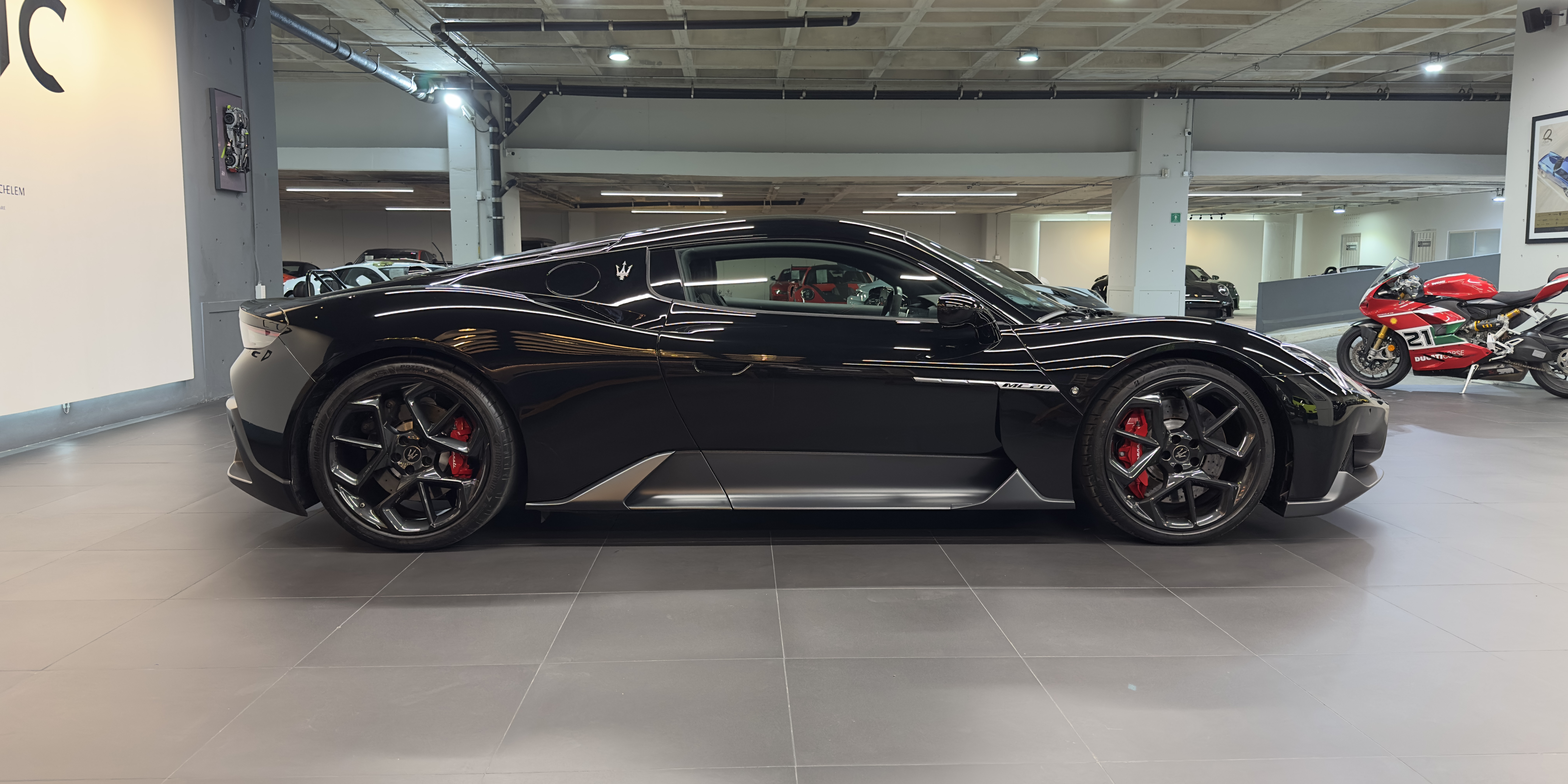 Maserati MC20