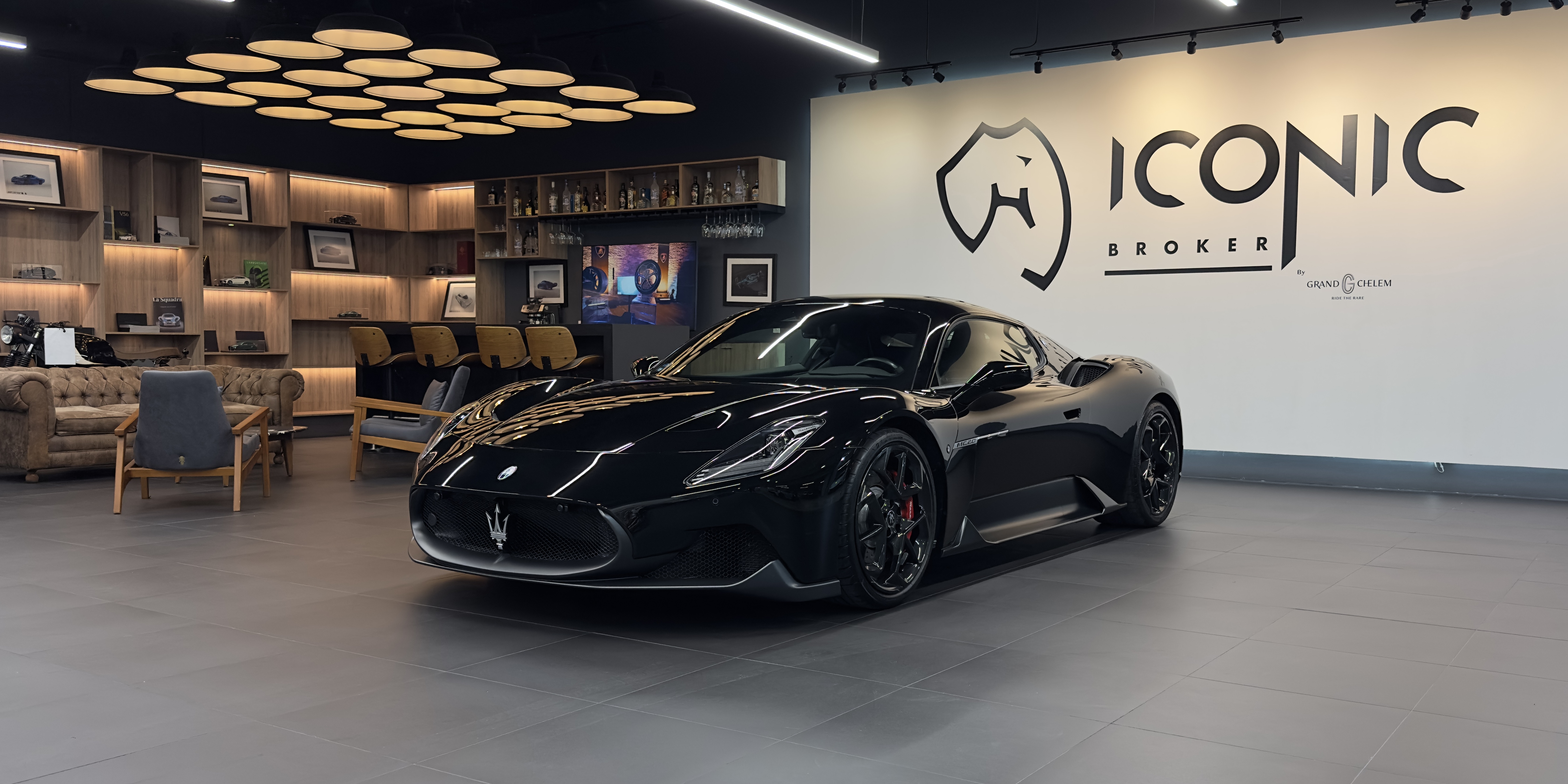 Maserati MC20