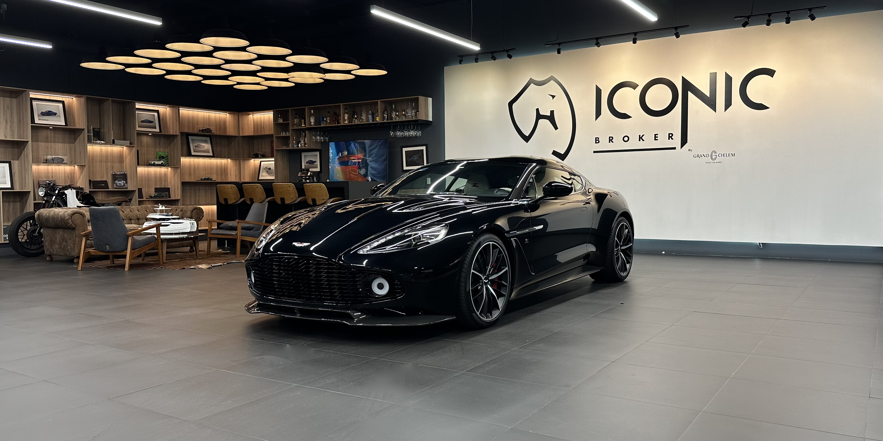 Aston Martin Vanquish Zagato