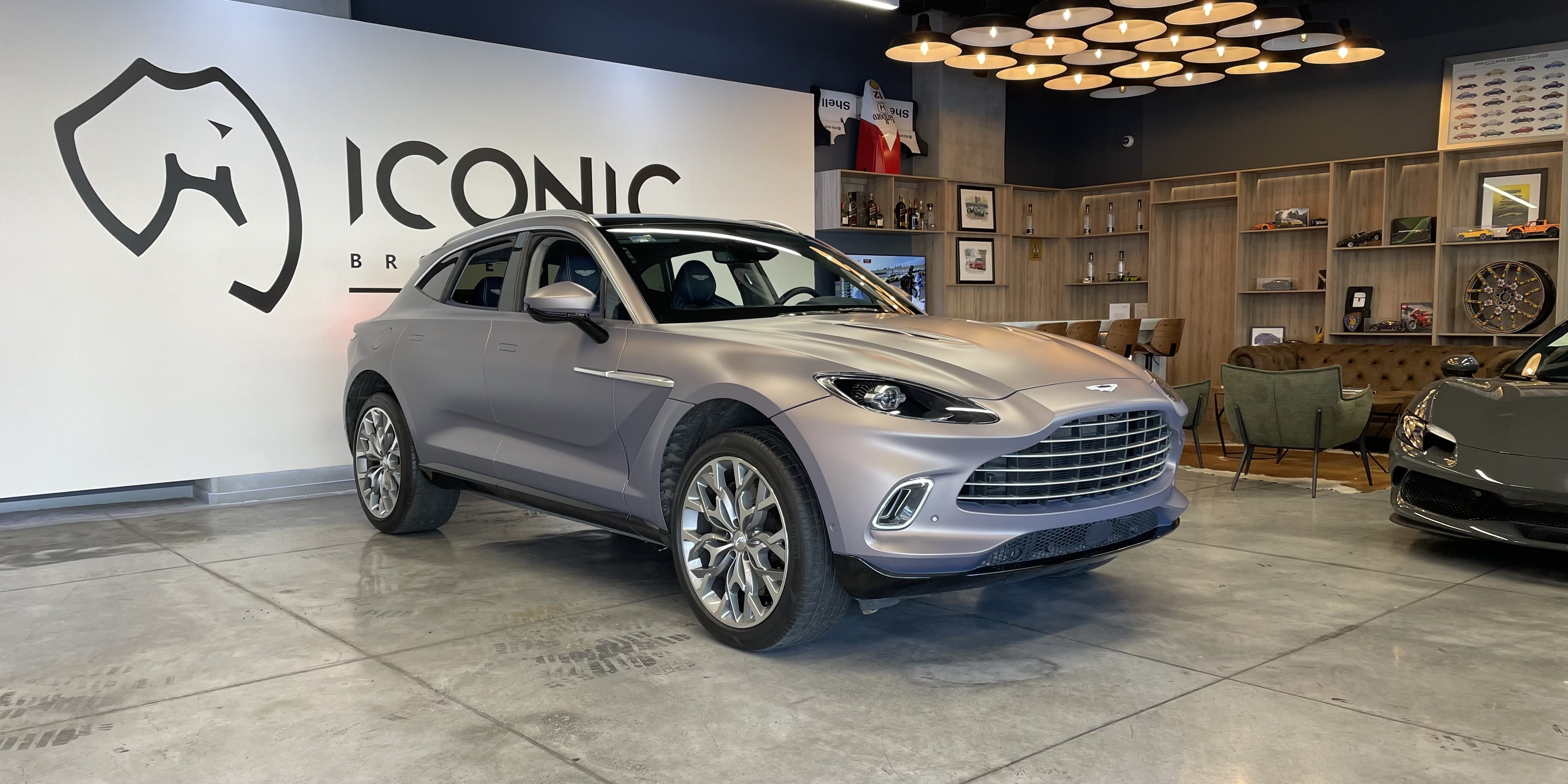 Aston Martin DBX