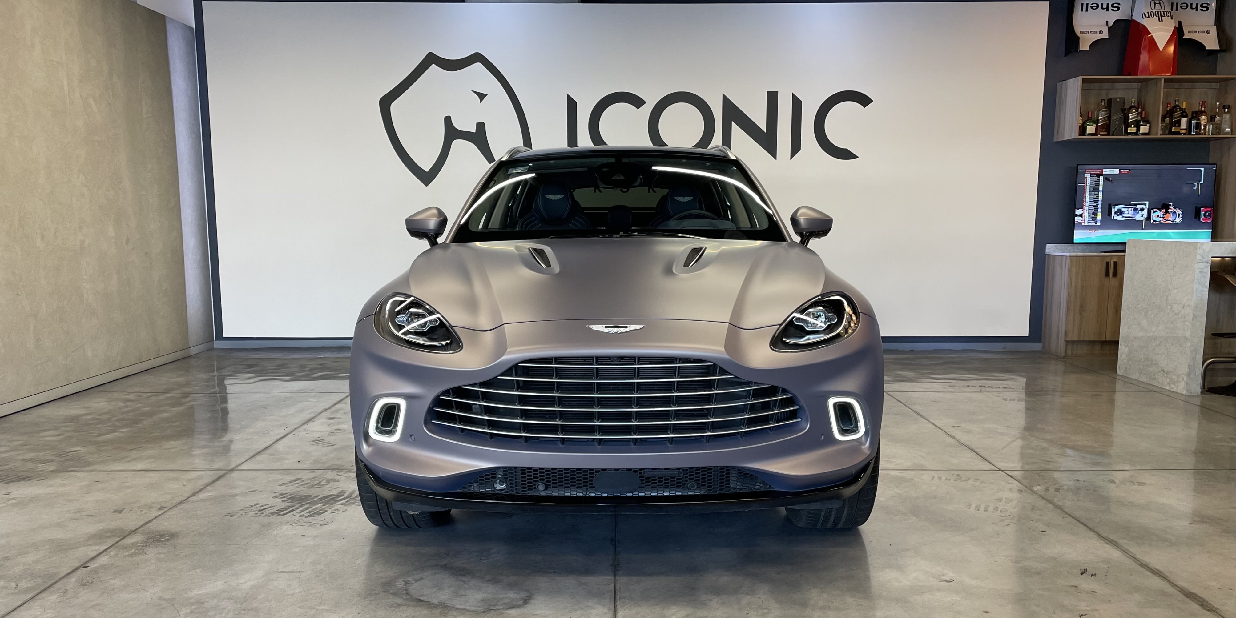 Aston Martin DBX