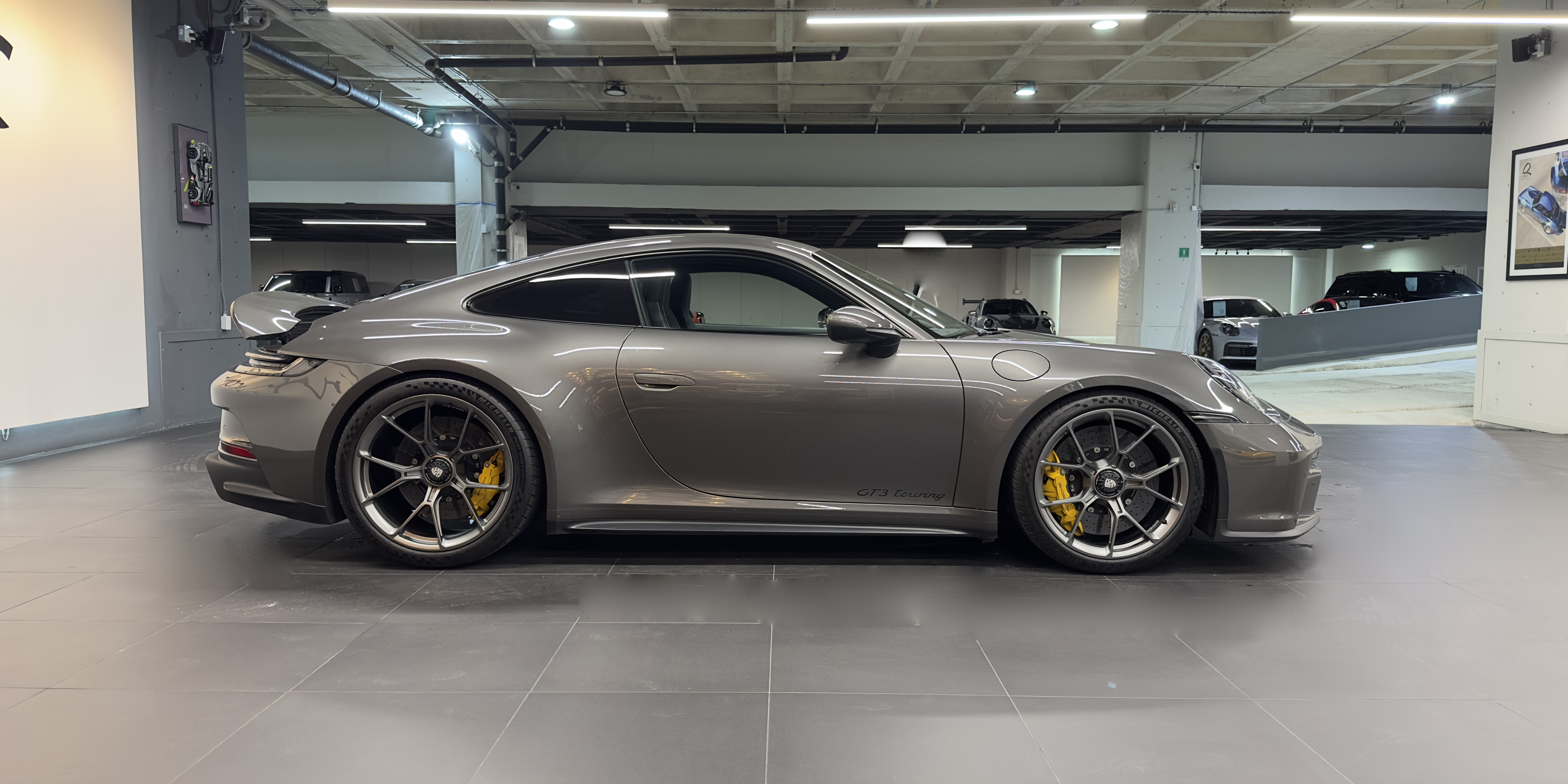 Porsche 911 GT3 "Touring"