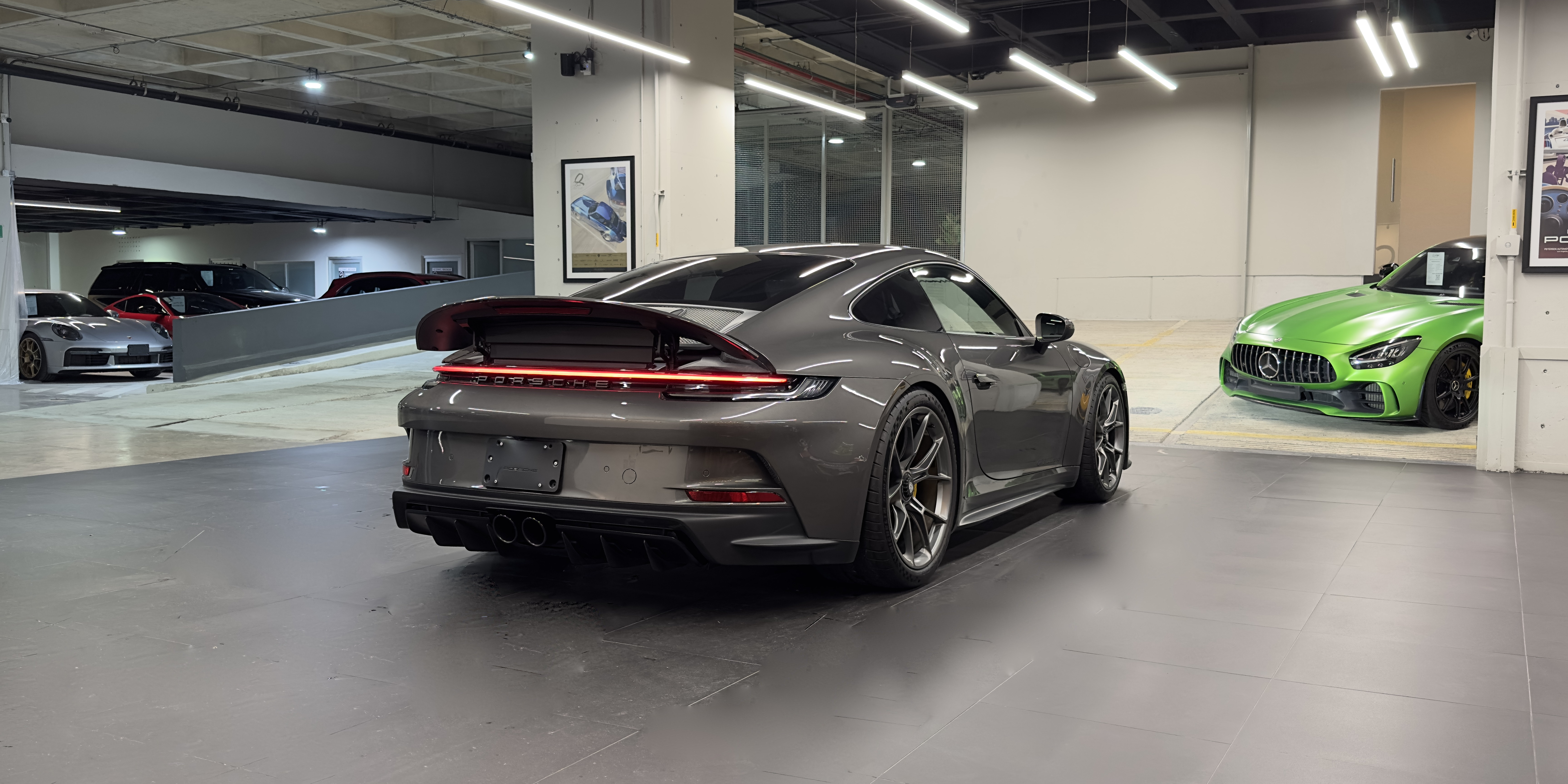 Porsche 911 GT3 "Touring"