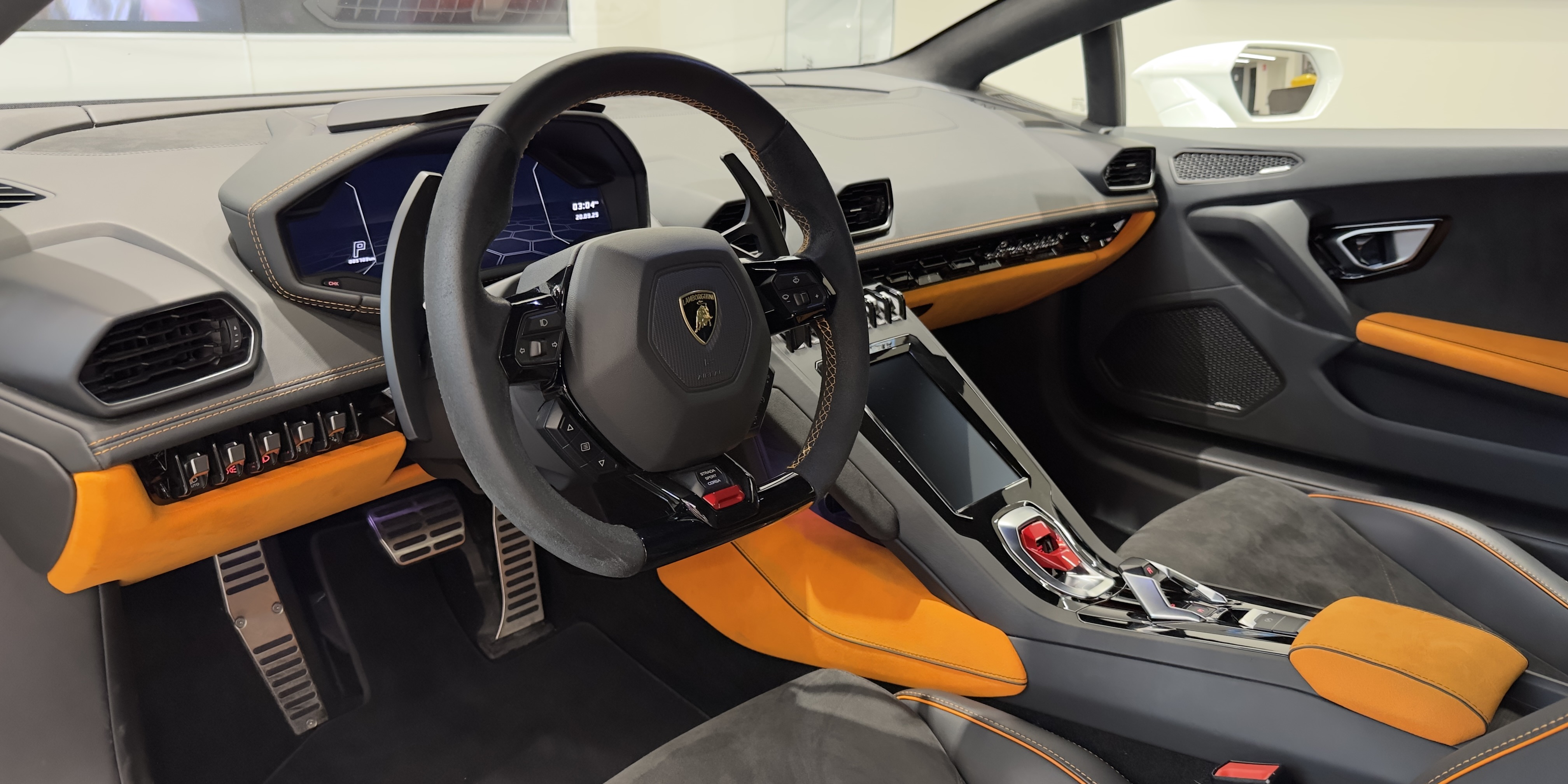 Lamborghini Huracan EVO Coupe