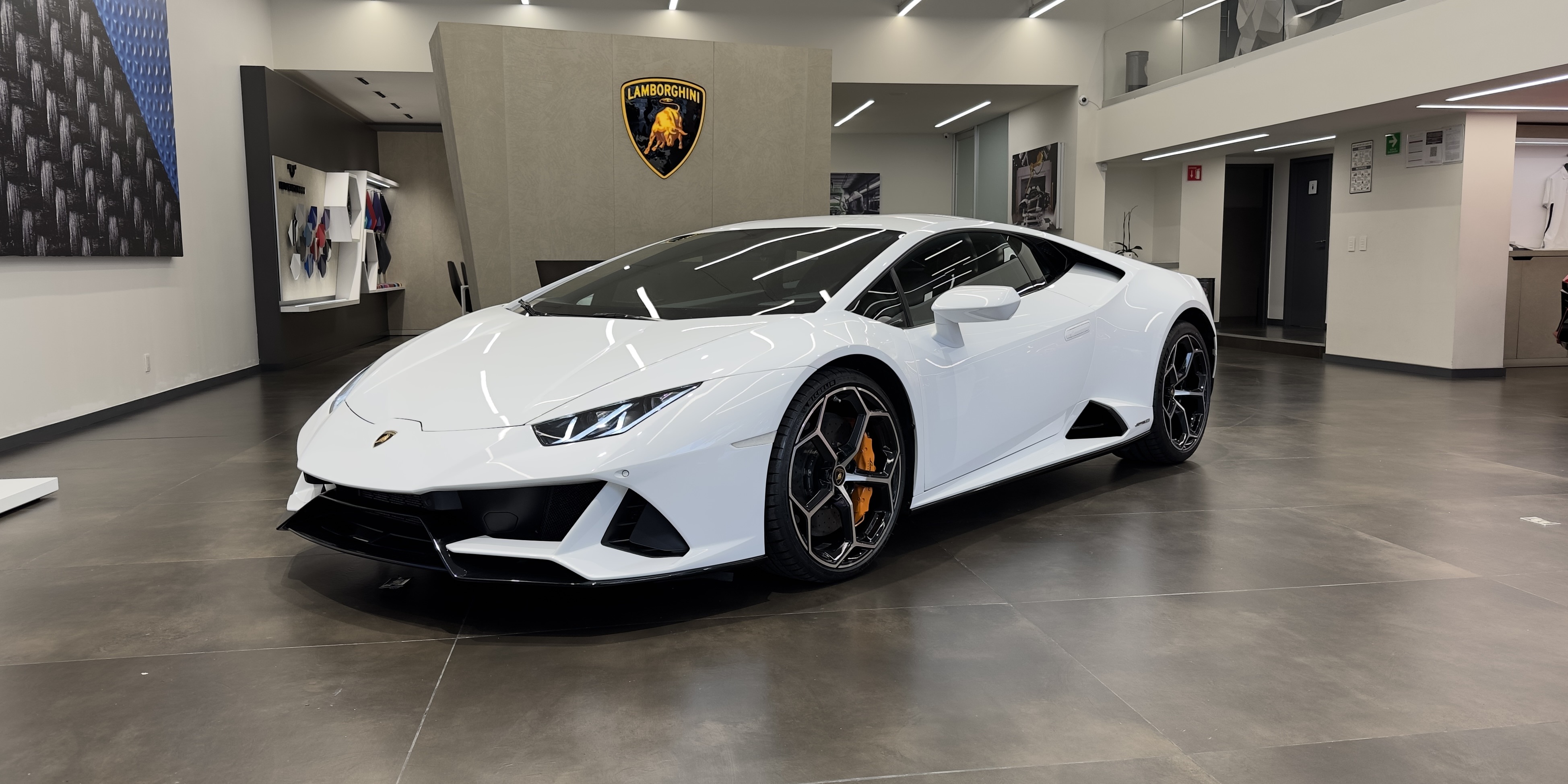 Lamborghini Huracan EVO Coupe