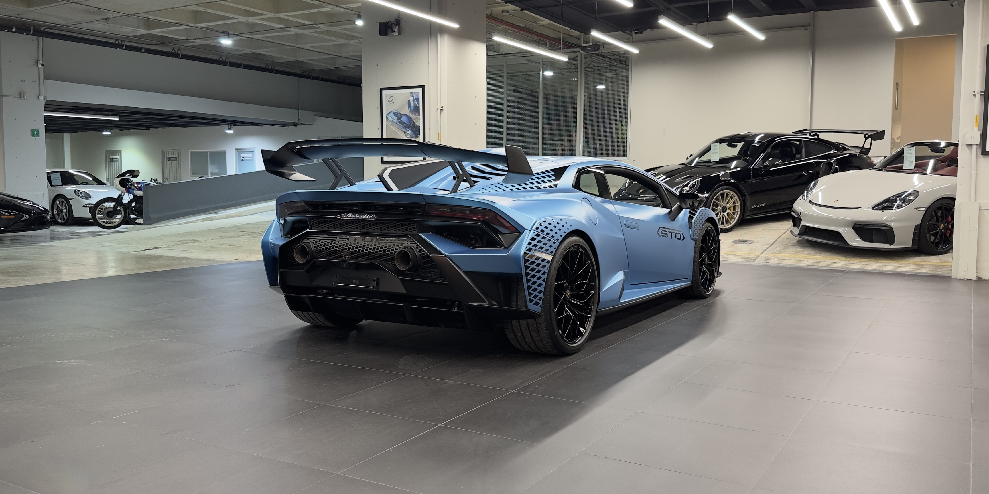 Lamborghini Huracan STO