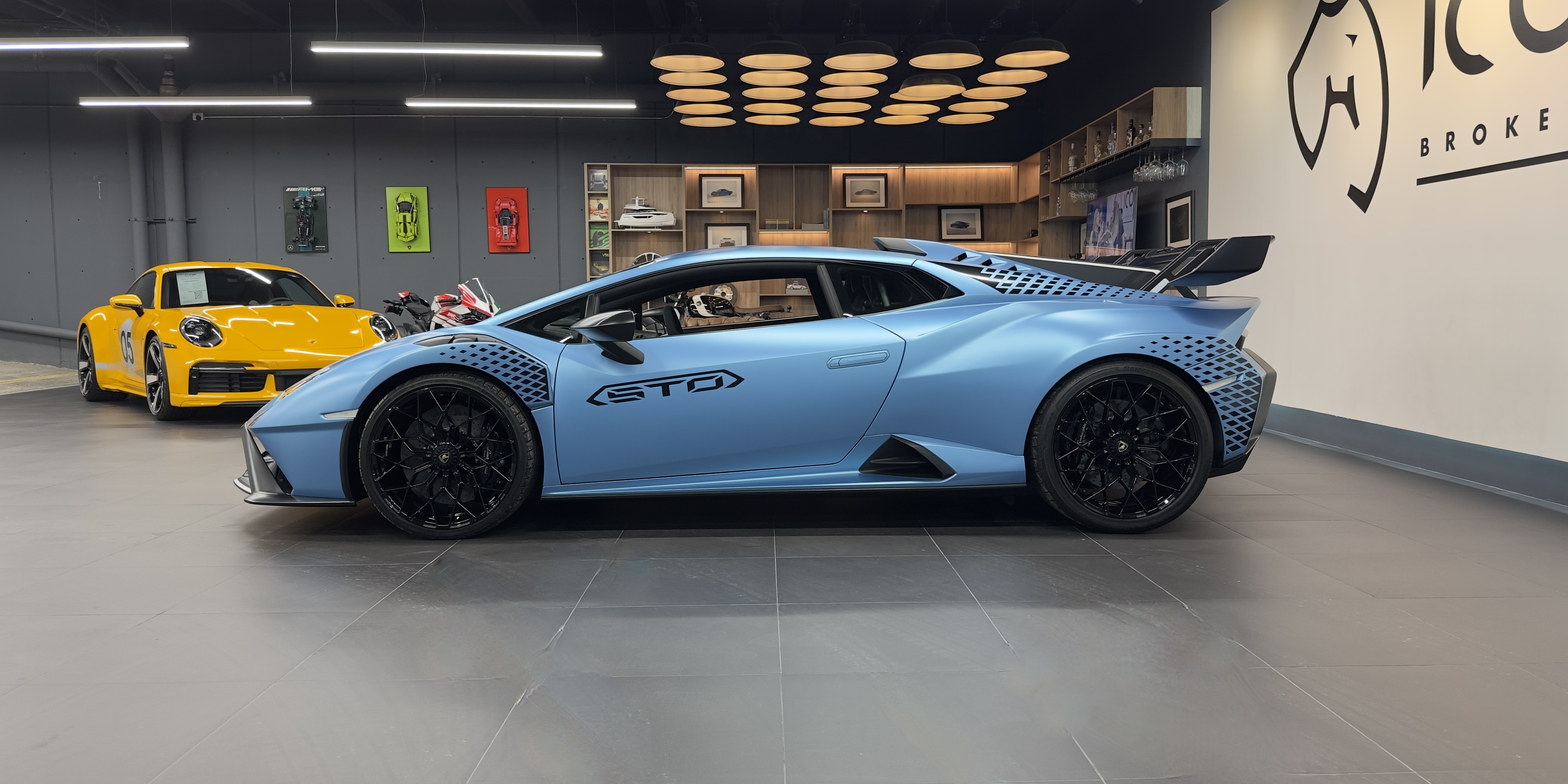 Lamborghini Huracan STO