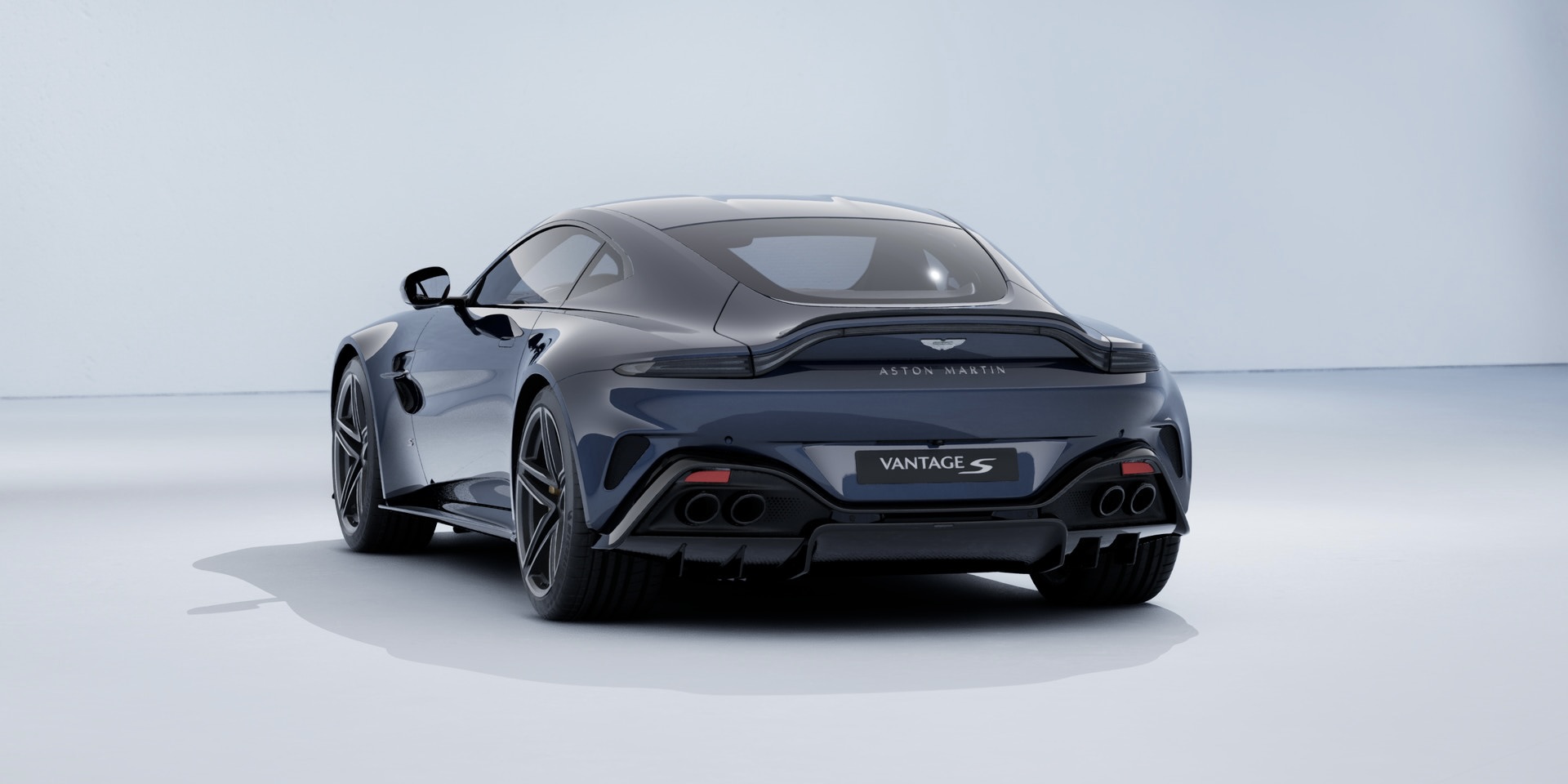 Aston Martin Vantage S