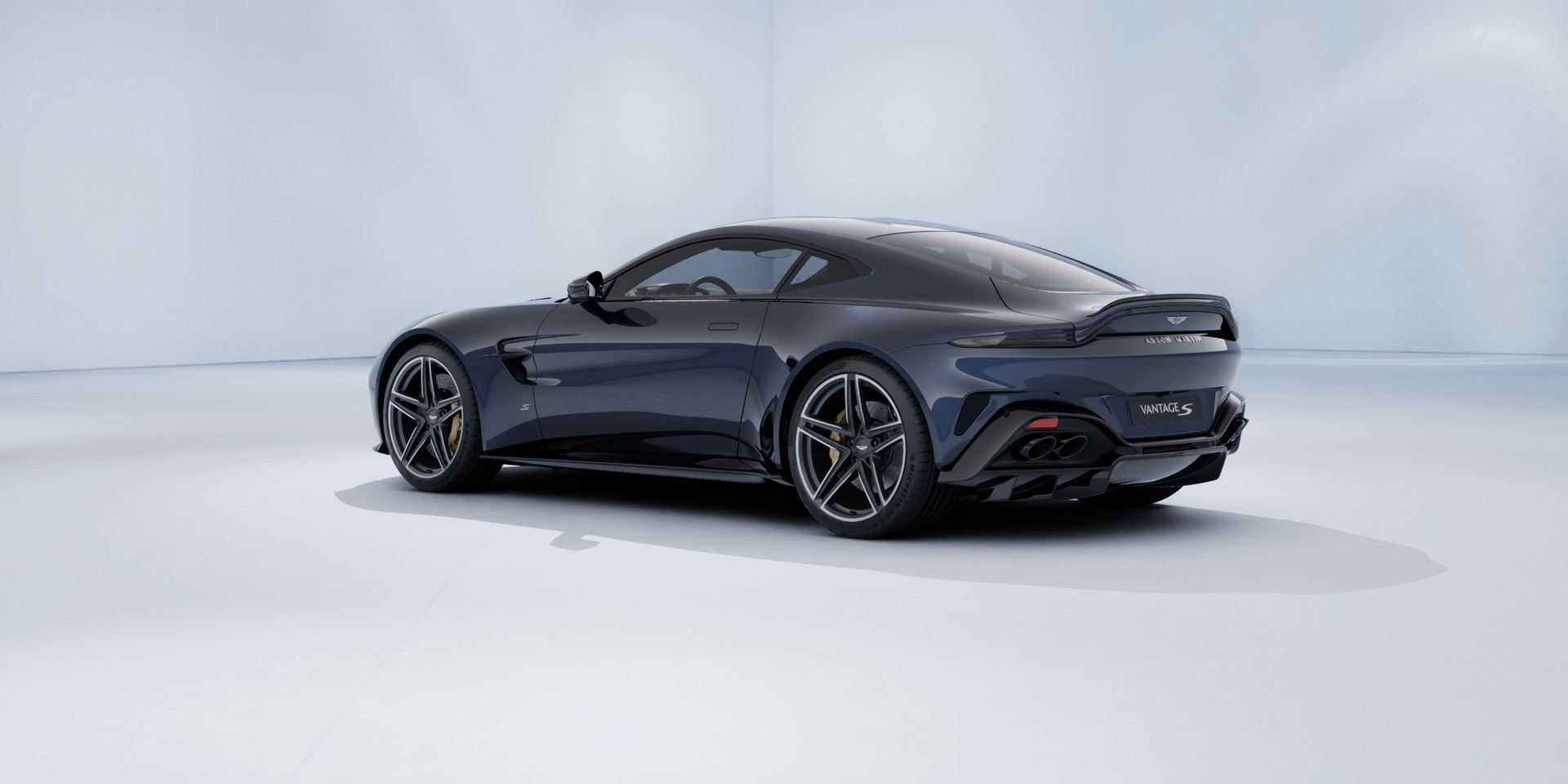 Aston Martin Vantage S