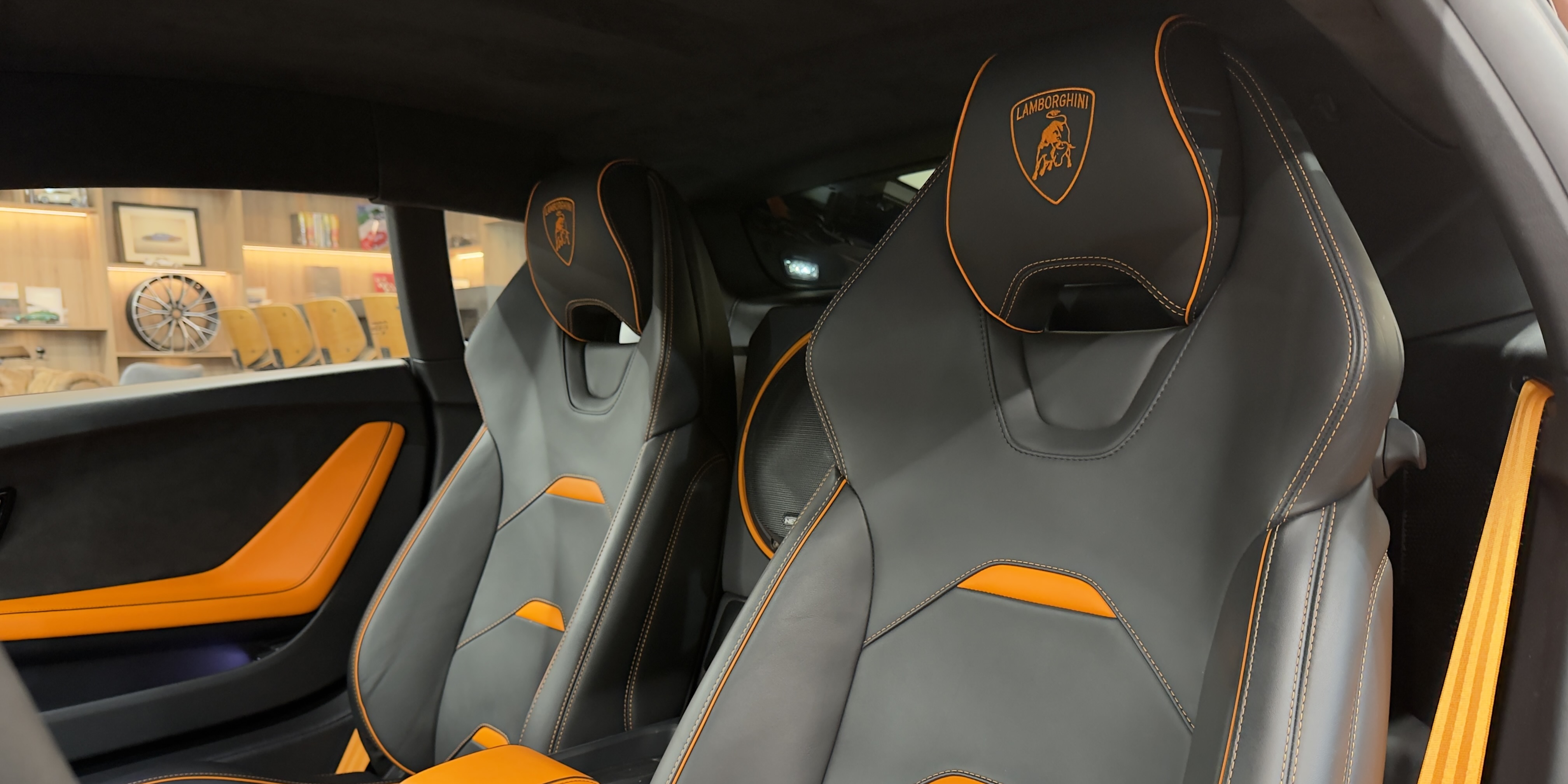 Lamborghini Huracan EVO Coupe