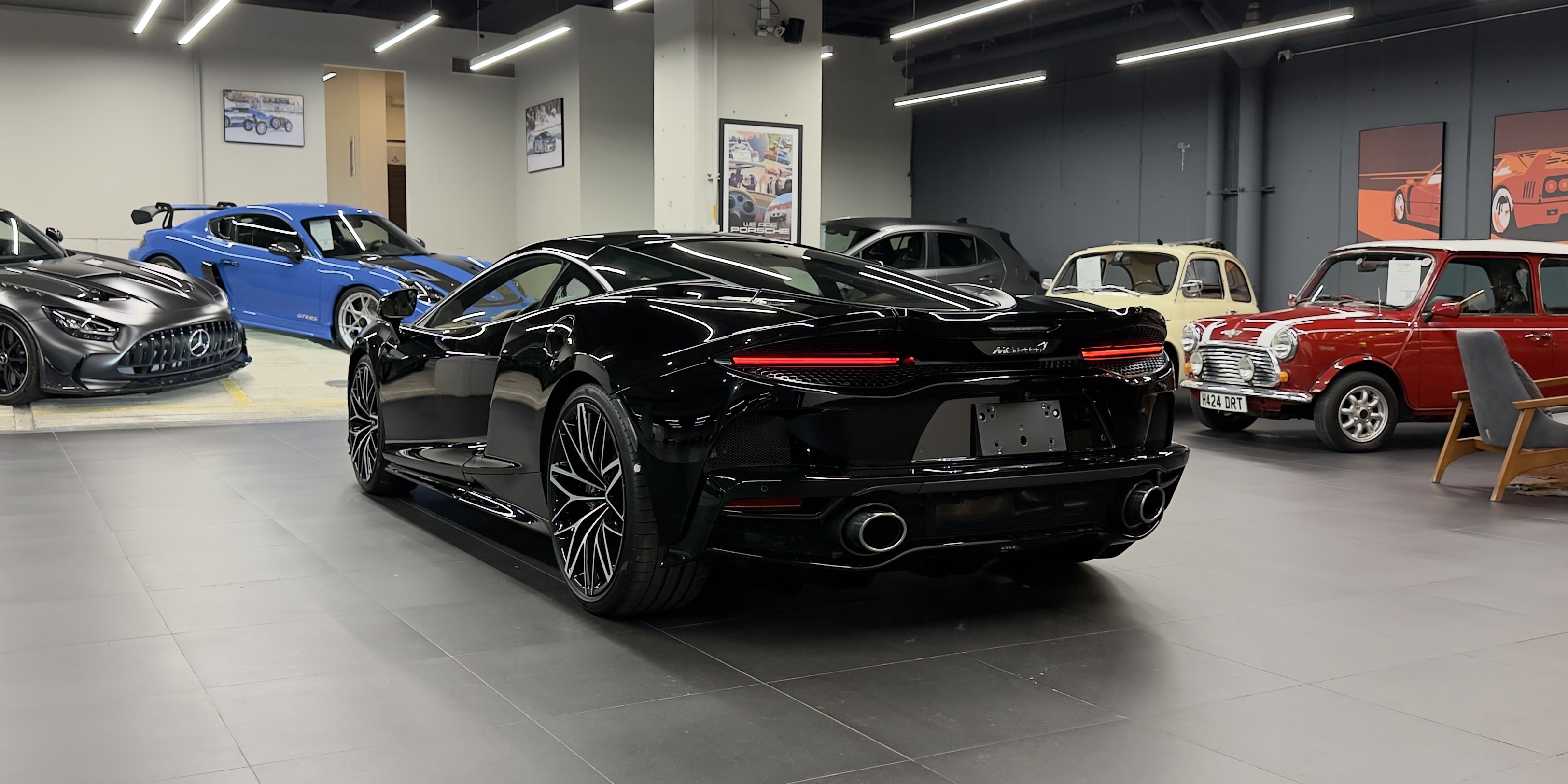 McLaren GT