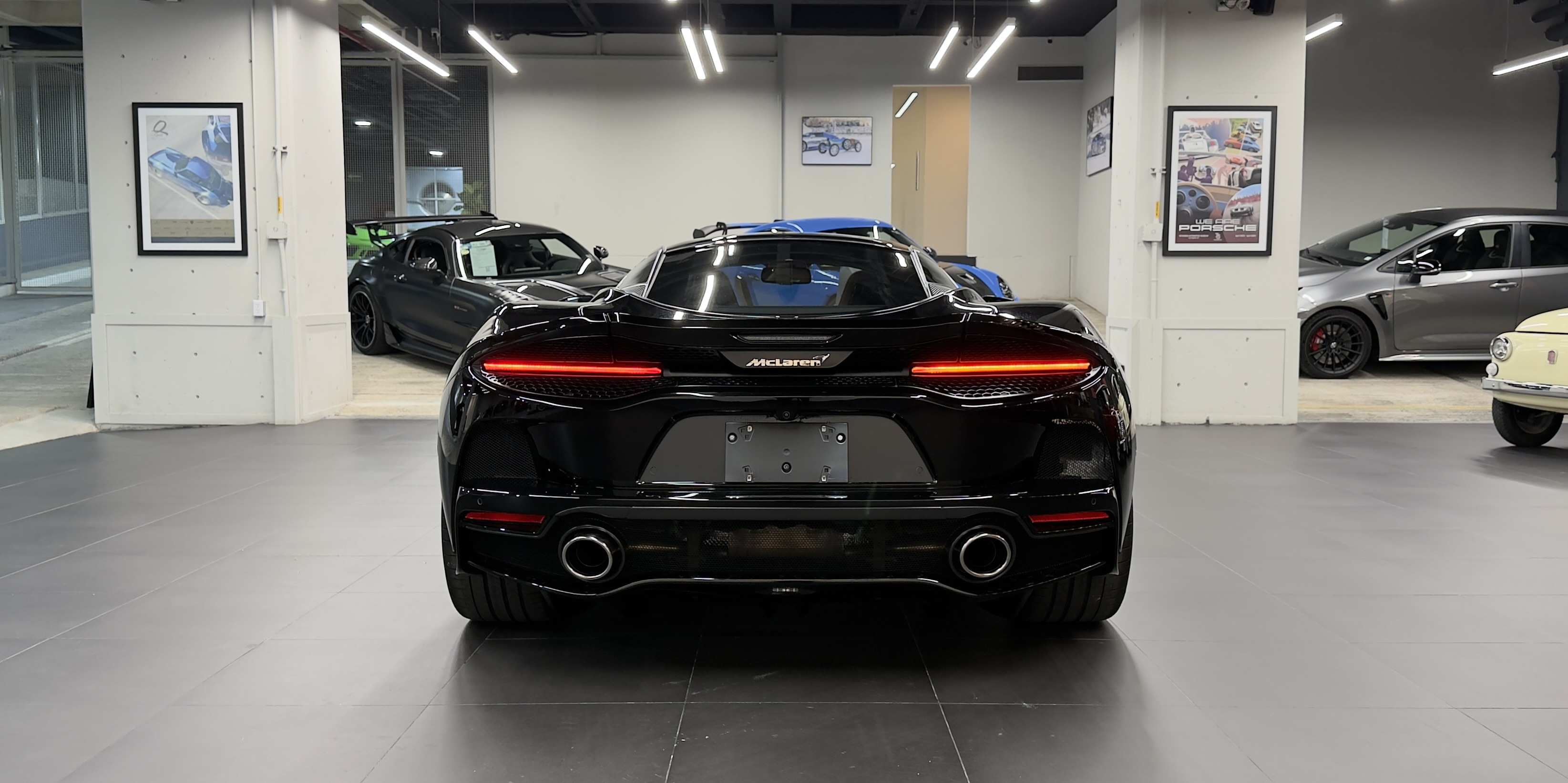 McLaren GT