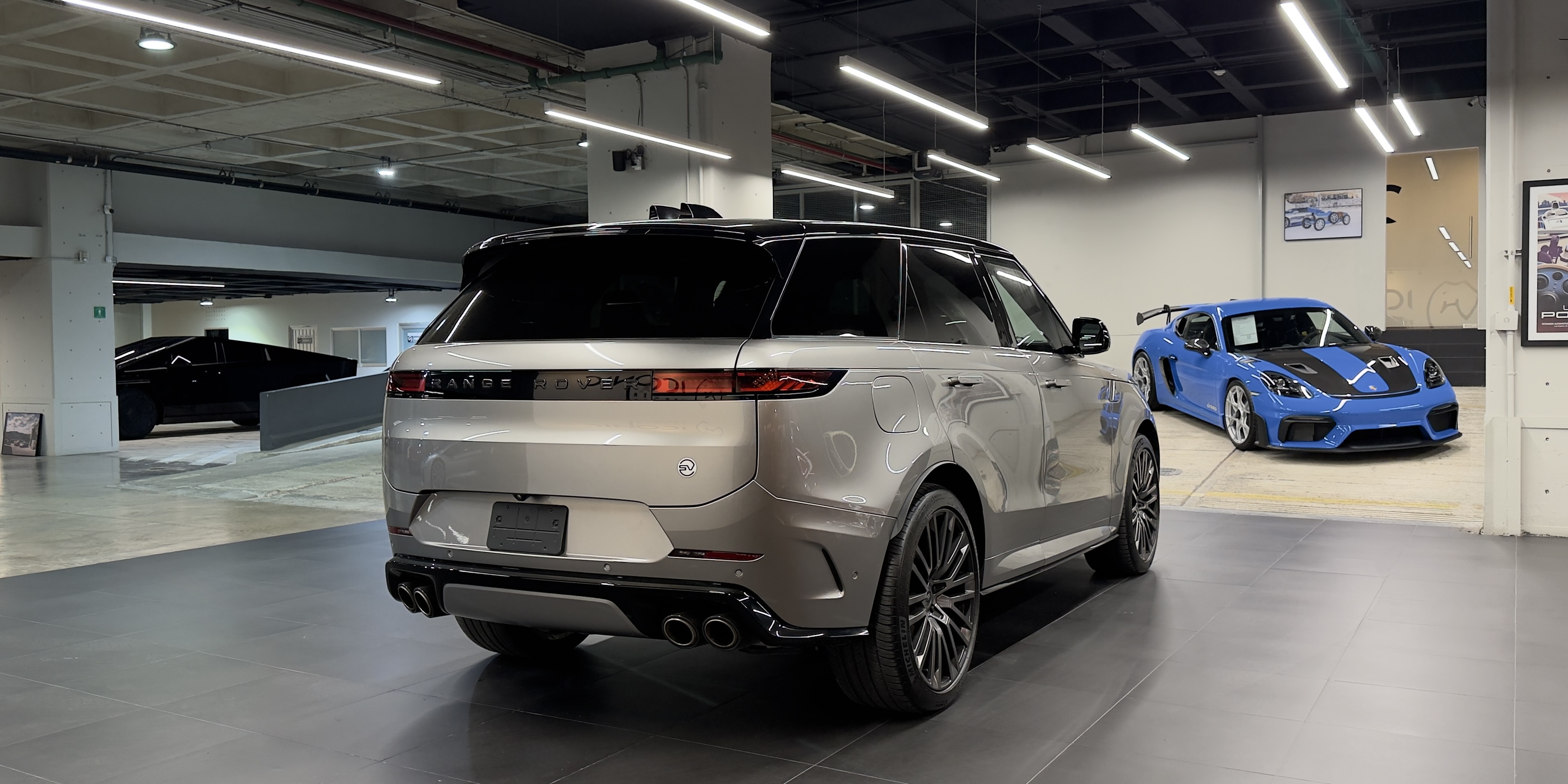 Land Rover Range Rover Sport SV