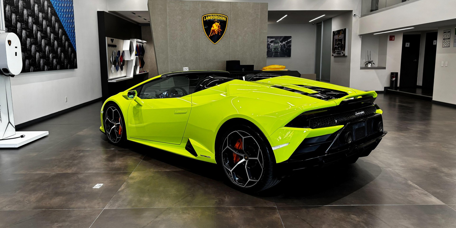 Lamborghini Huracan EVO Spyder