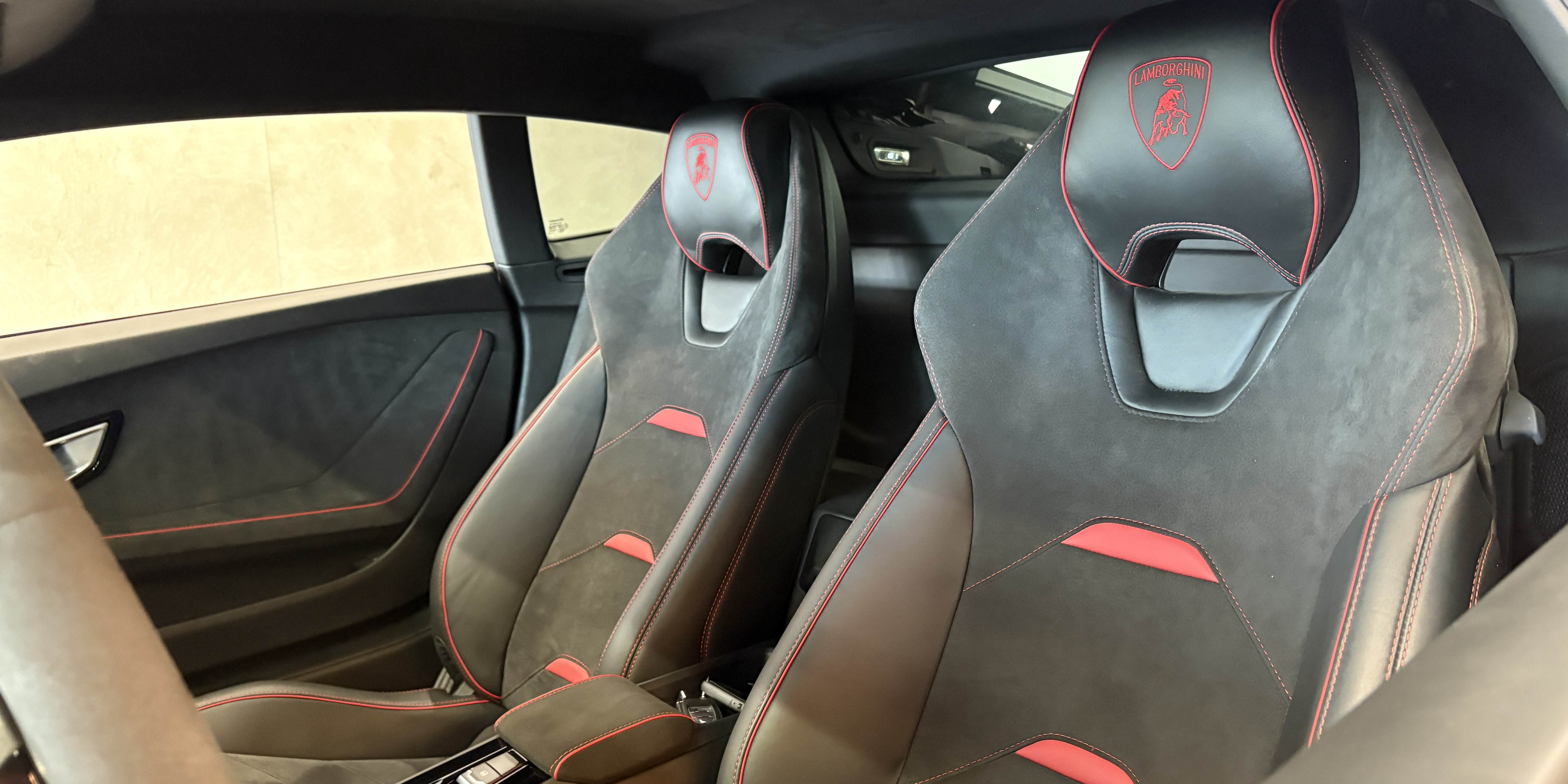 Lamborghini Huracan EVO Coupe