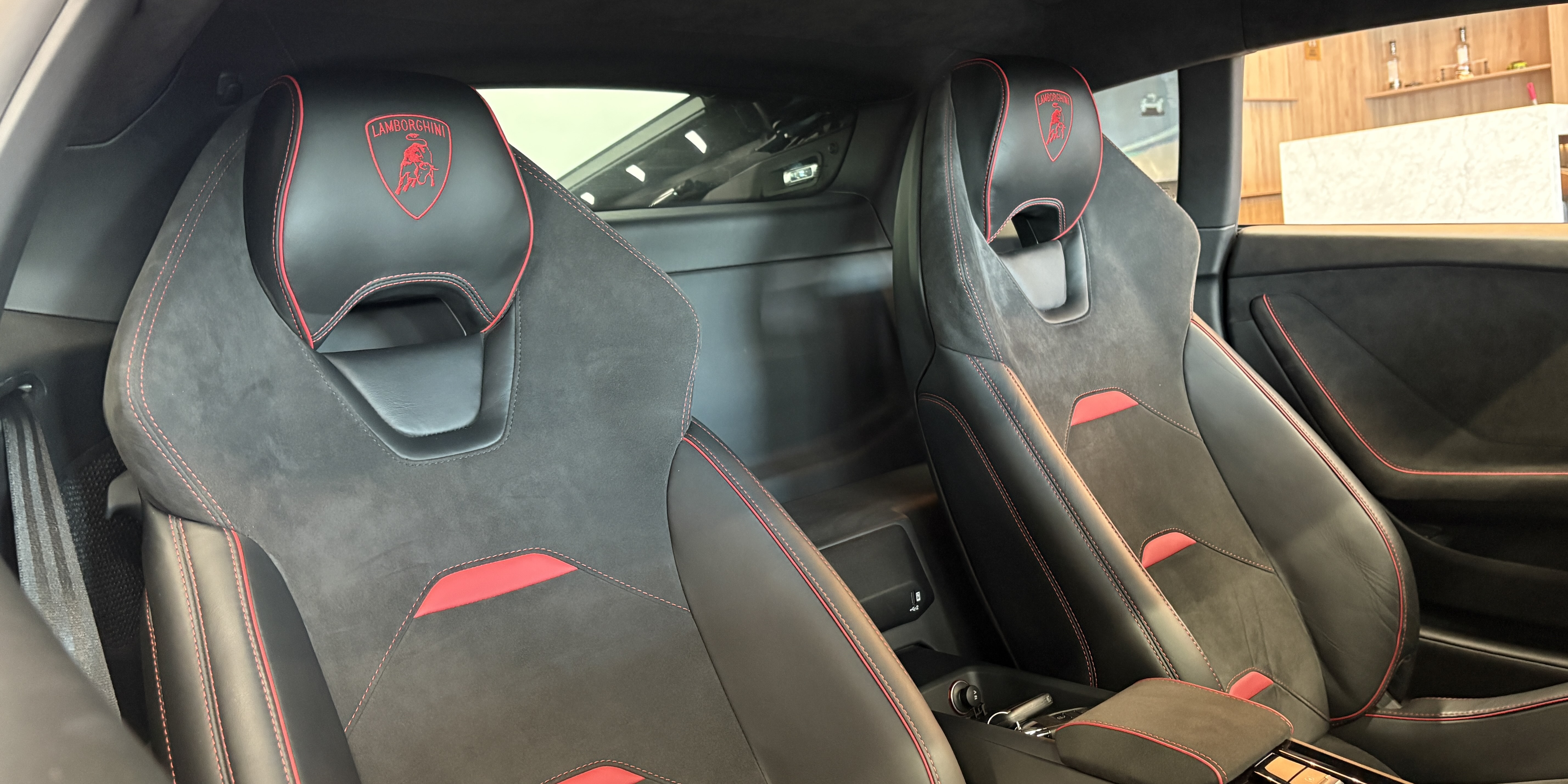 Lamborghini Huracan EVO Coupe
