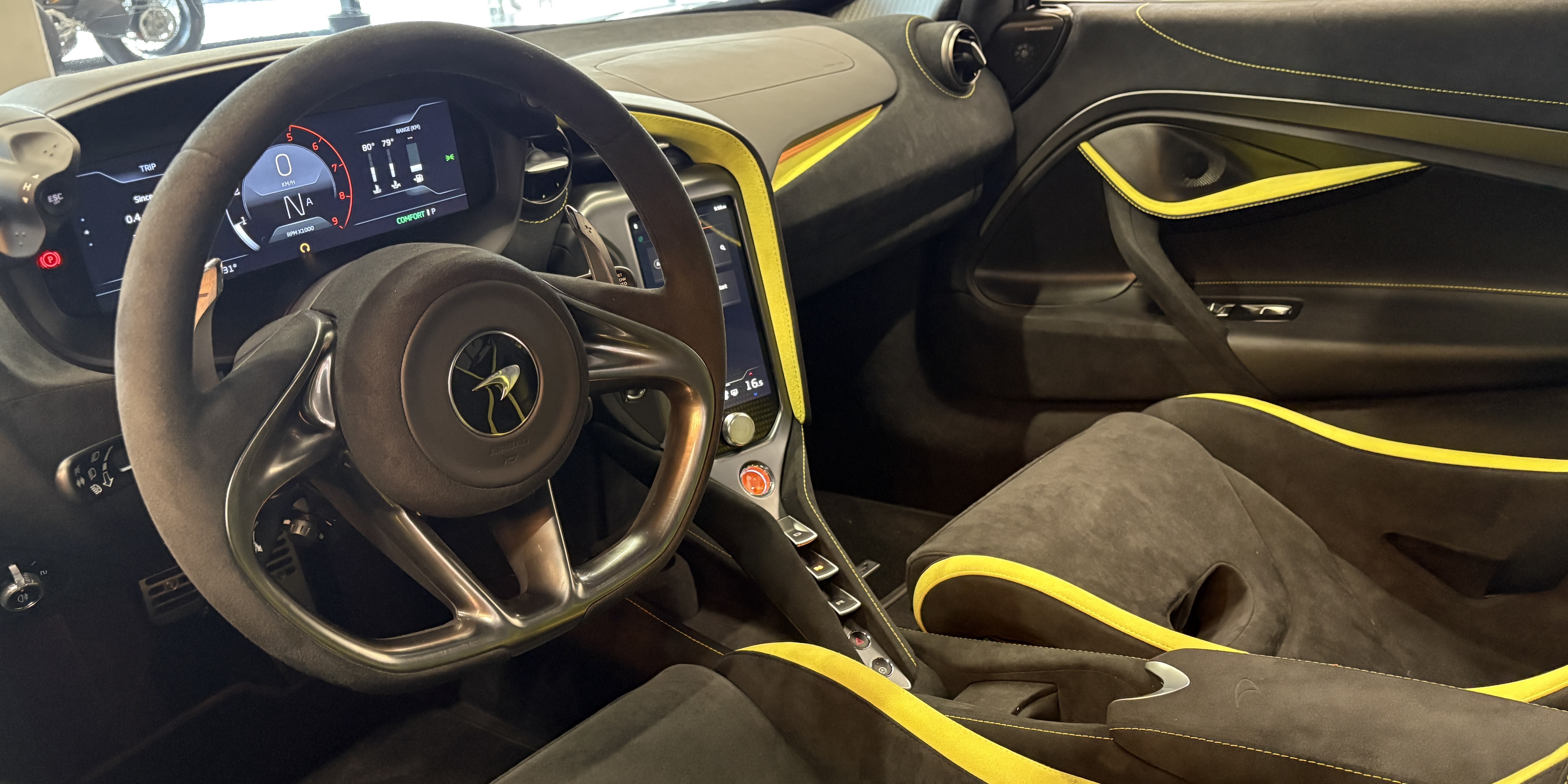 McLaren 750S