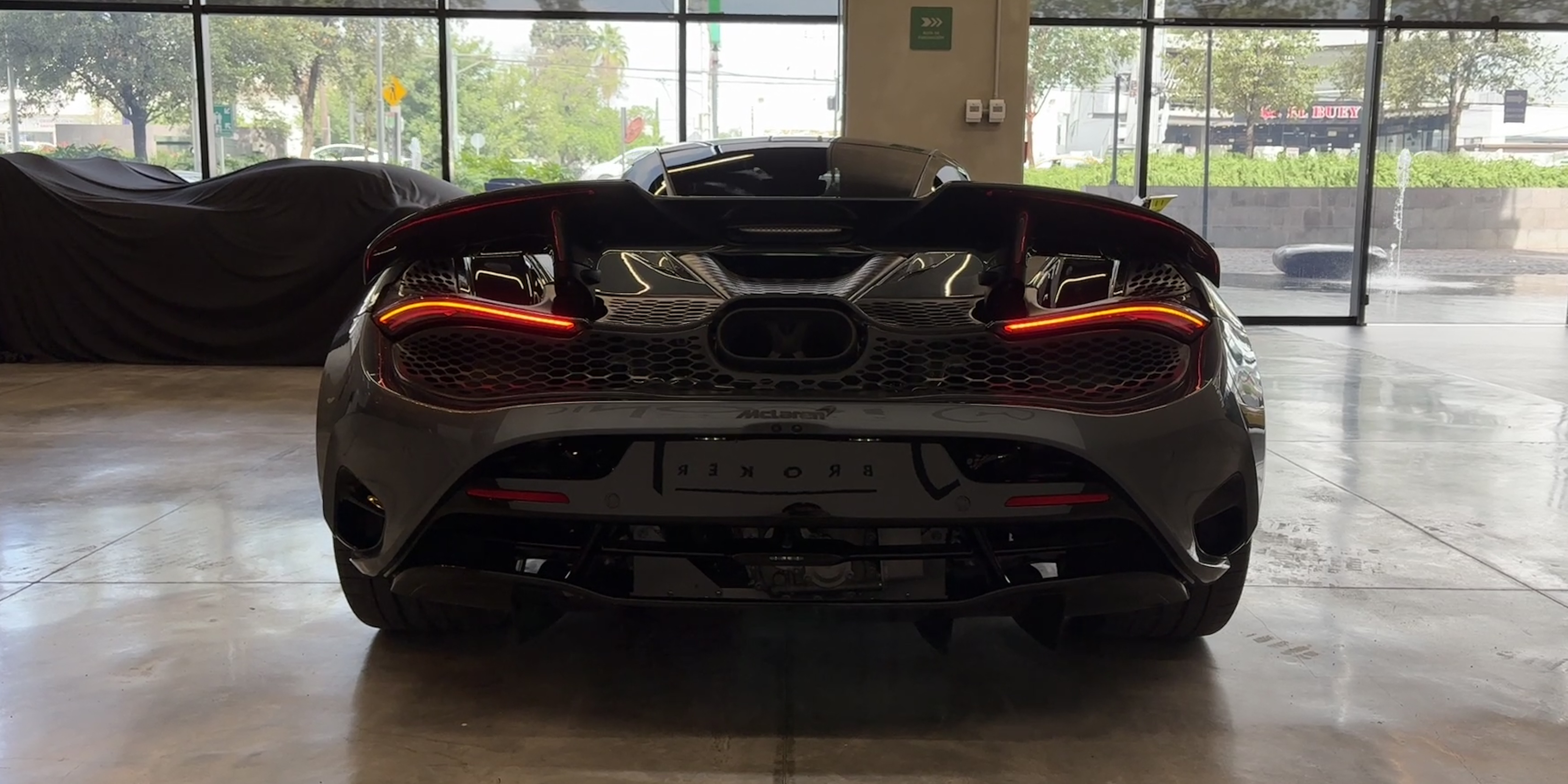 McLaren 750S