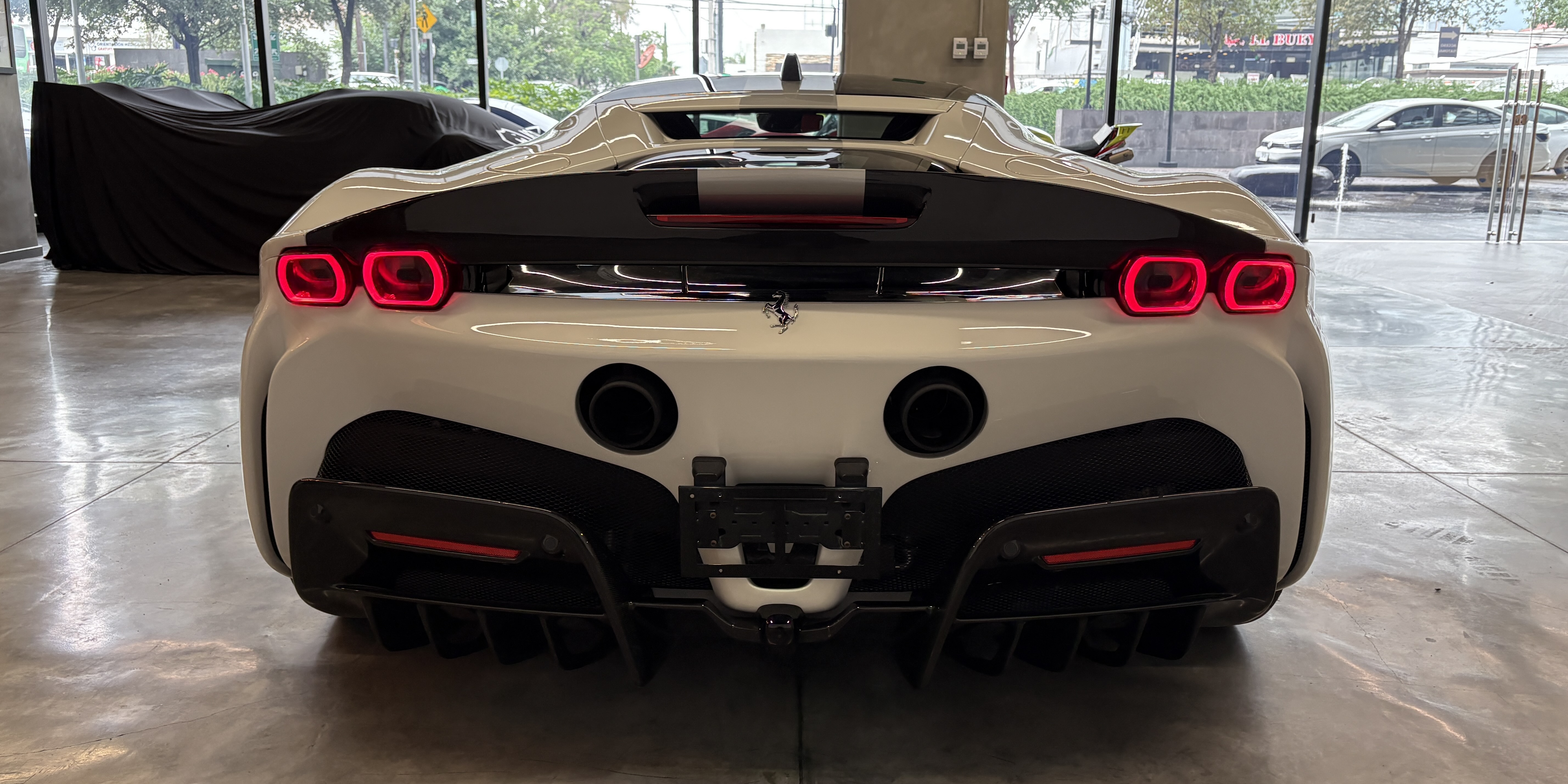 Ferrari SF90 Assetto Fiorano