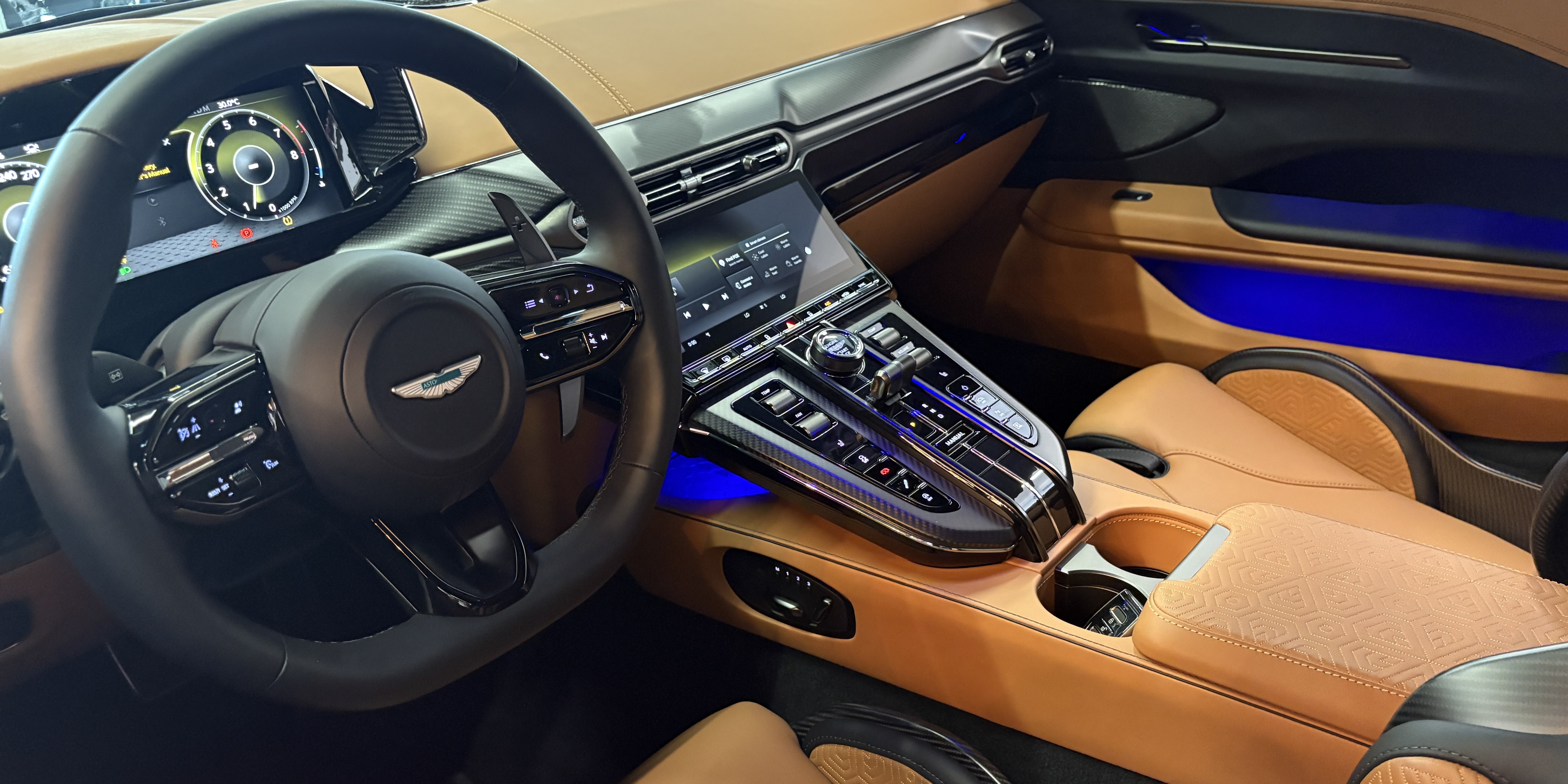 Aston Martin Vantage Mex UK