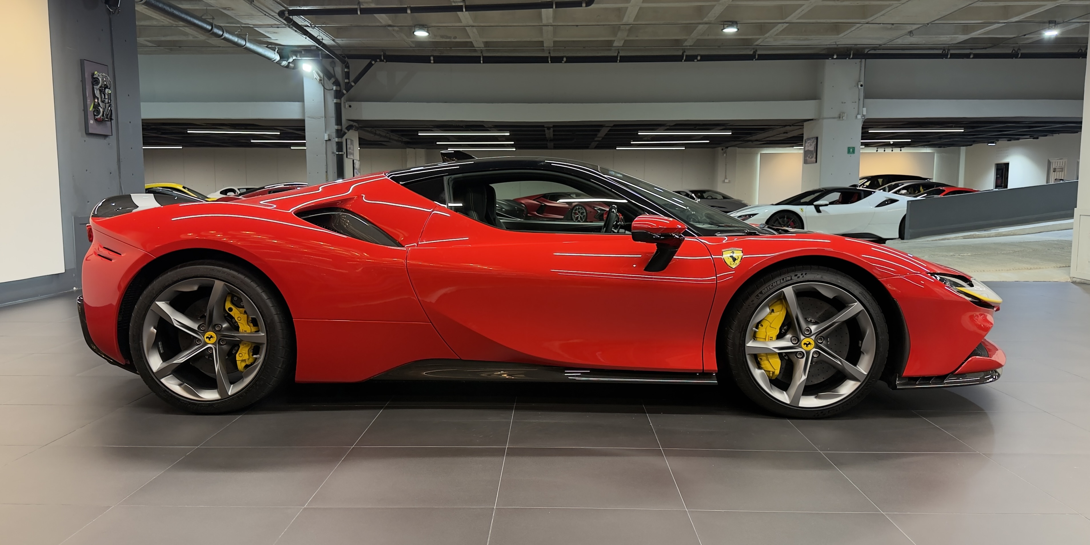 Ferrari SF90 "Assetto Fiorano"