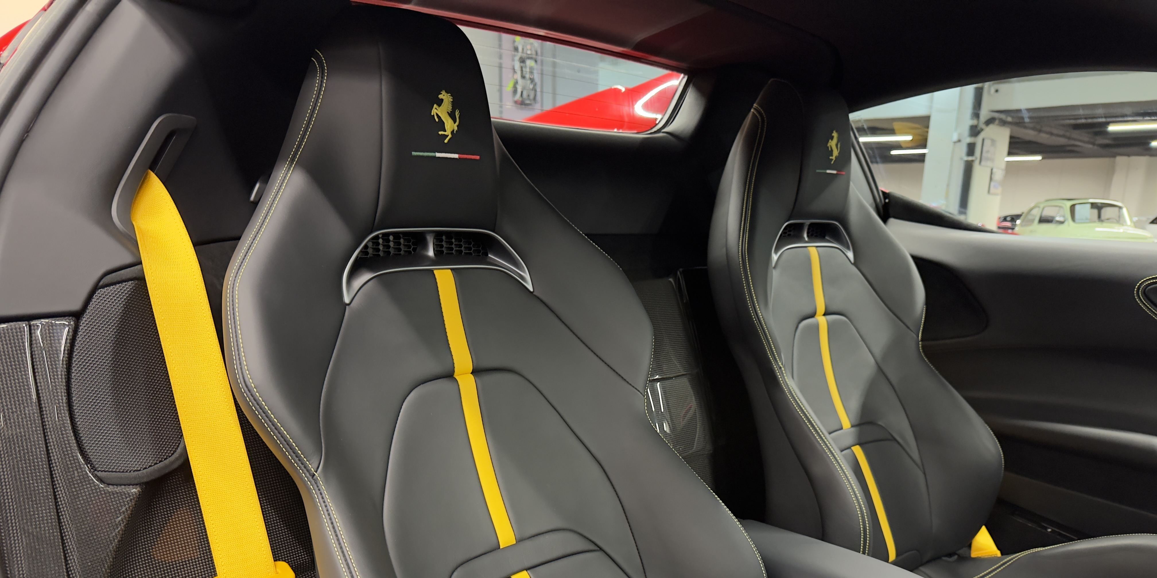 Ferrari SF90 Spider