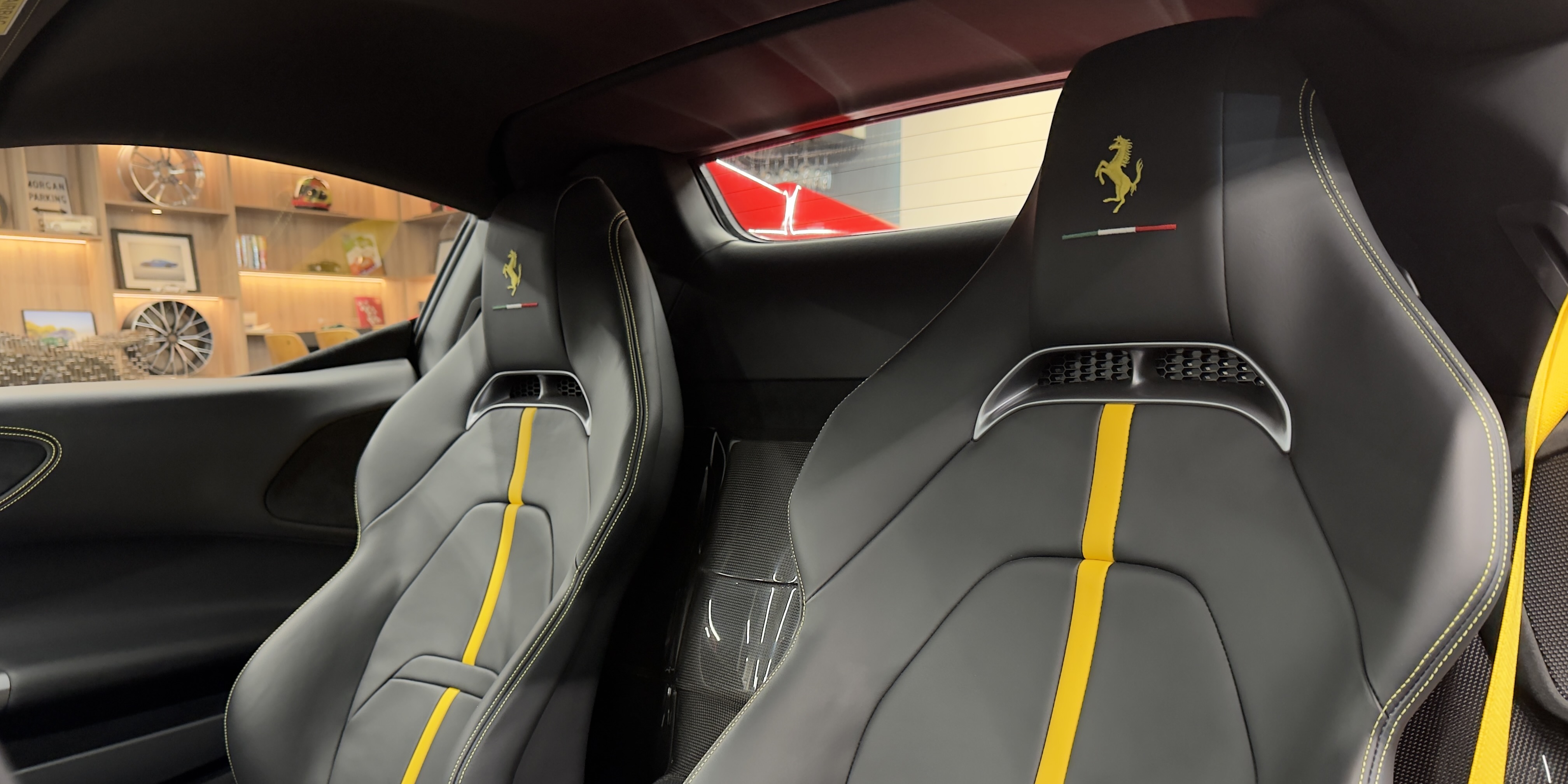 Ferrari SF90 Spider