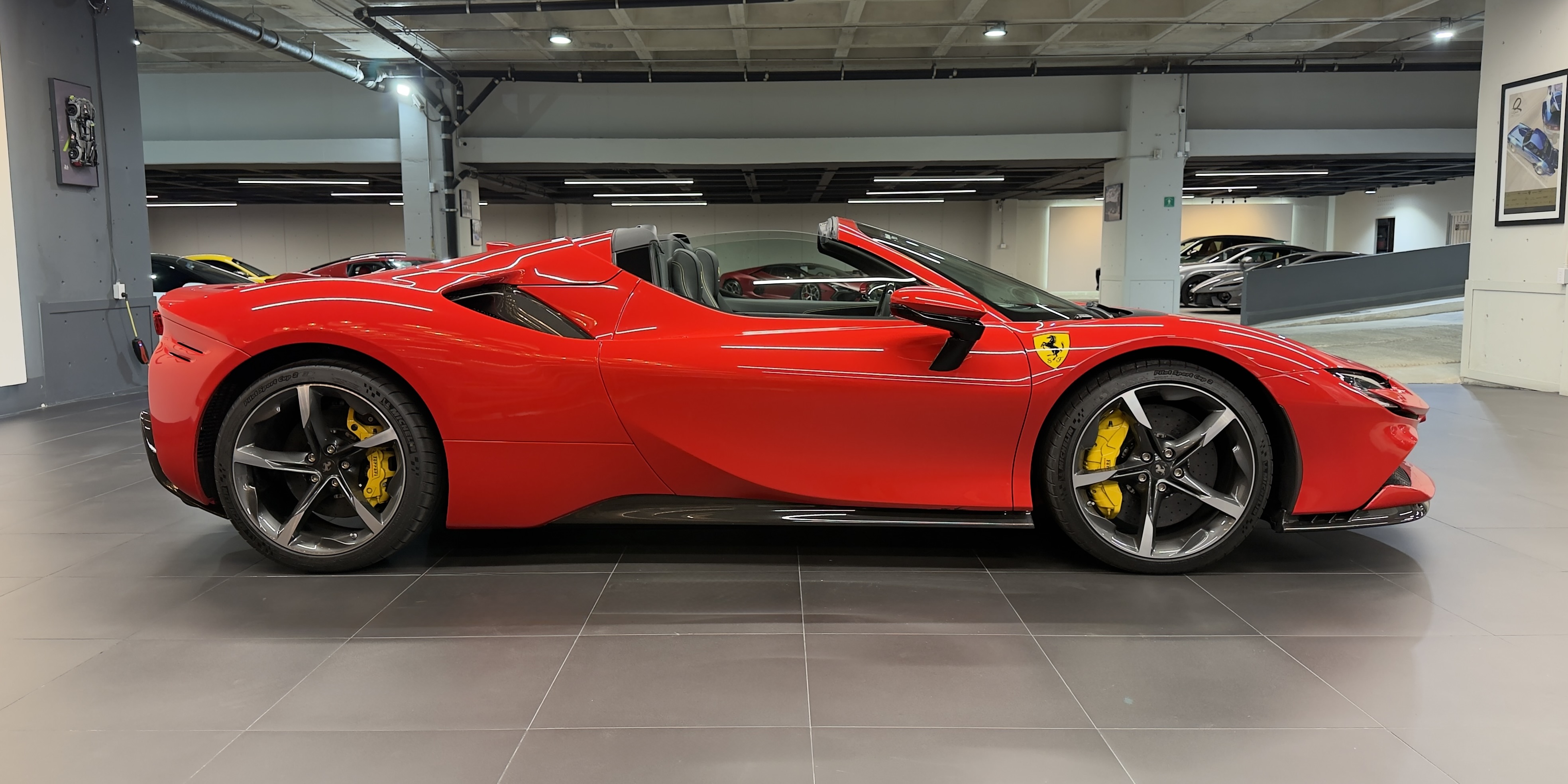 Ferrari SF90 Spider