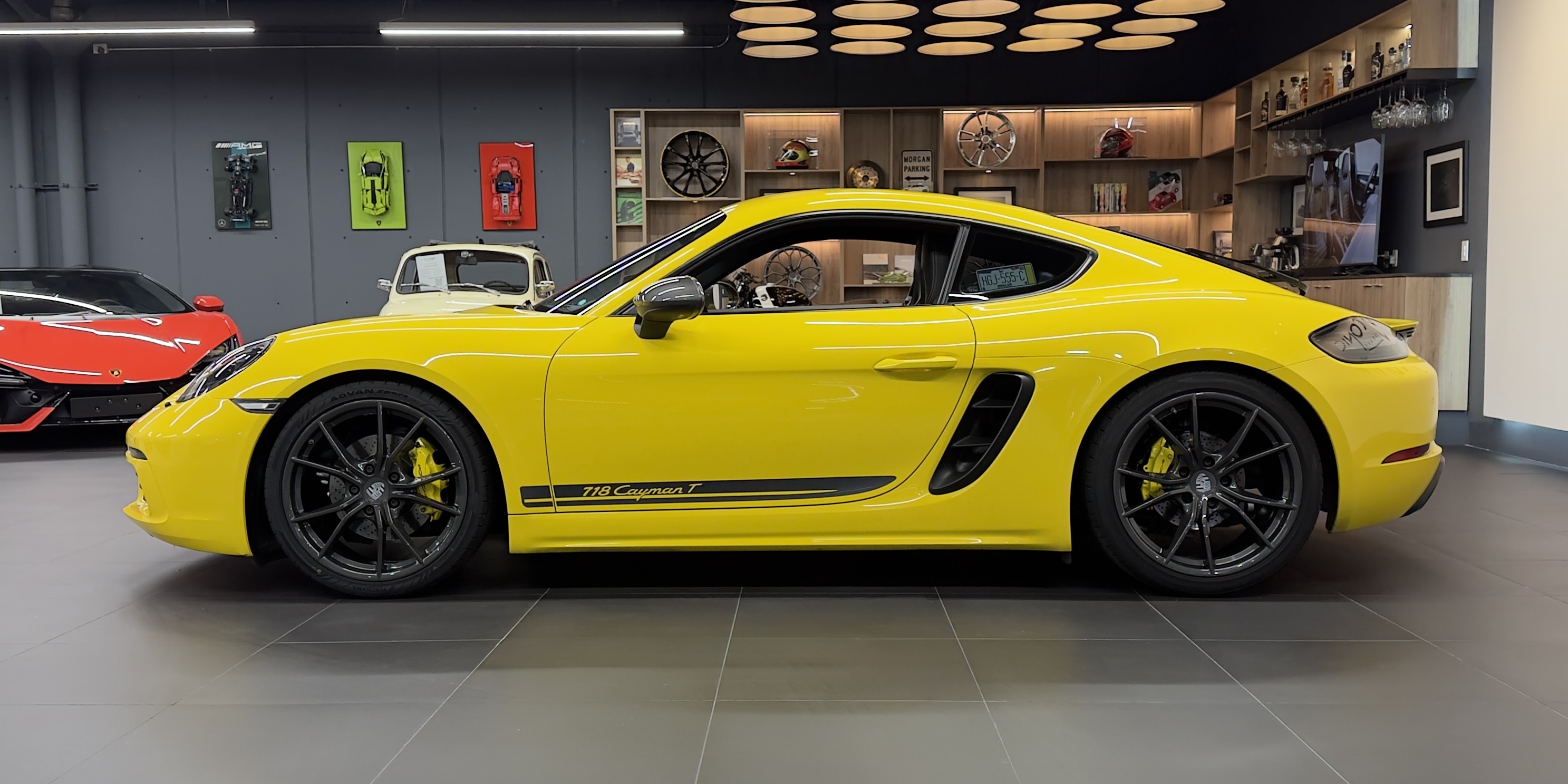 Porsche Cayman T
