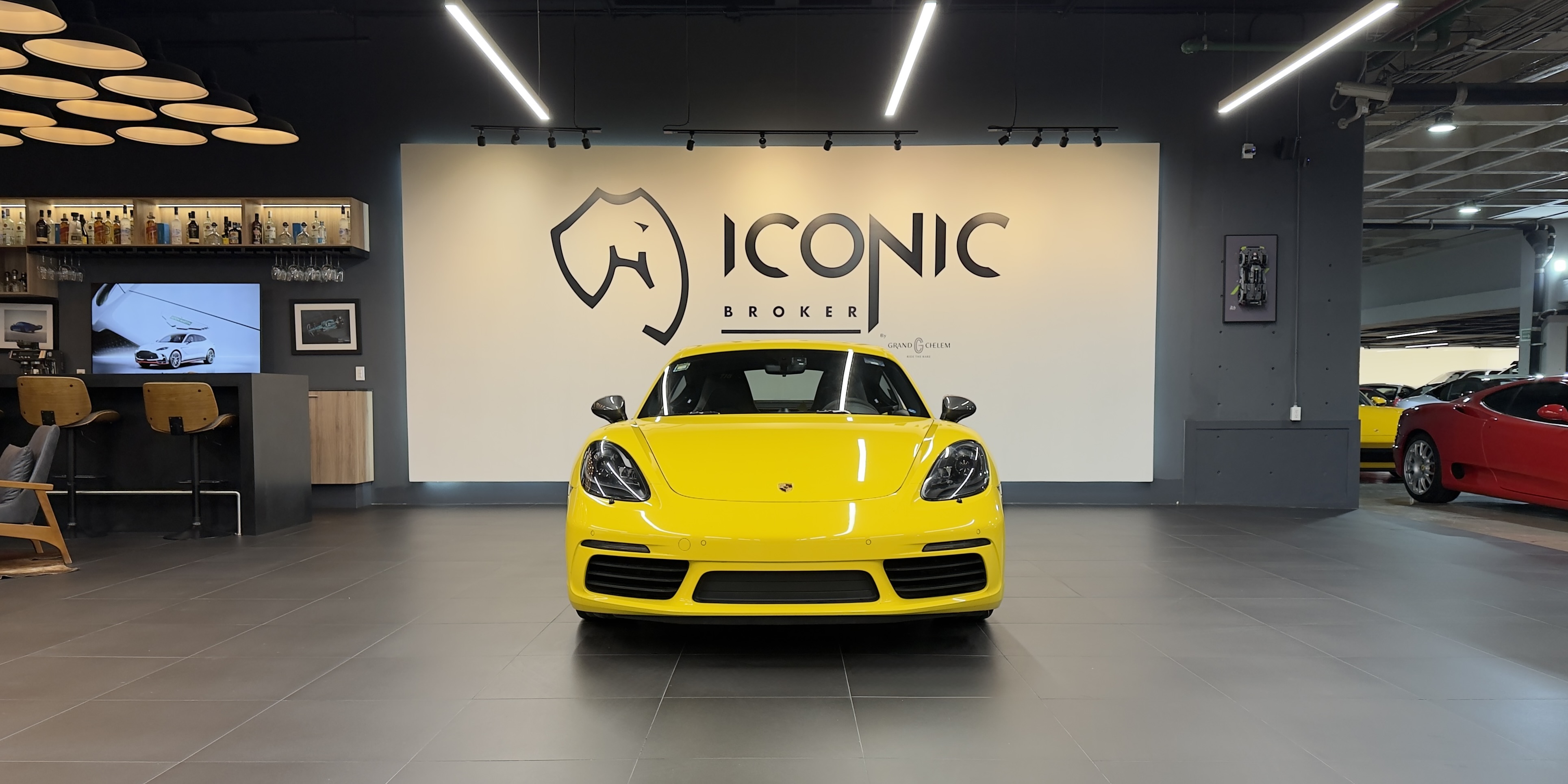 Porsche Cayman T