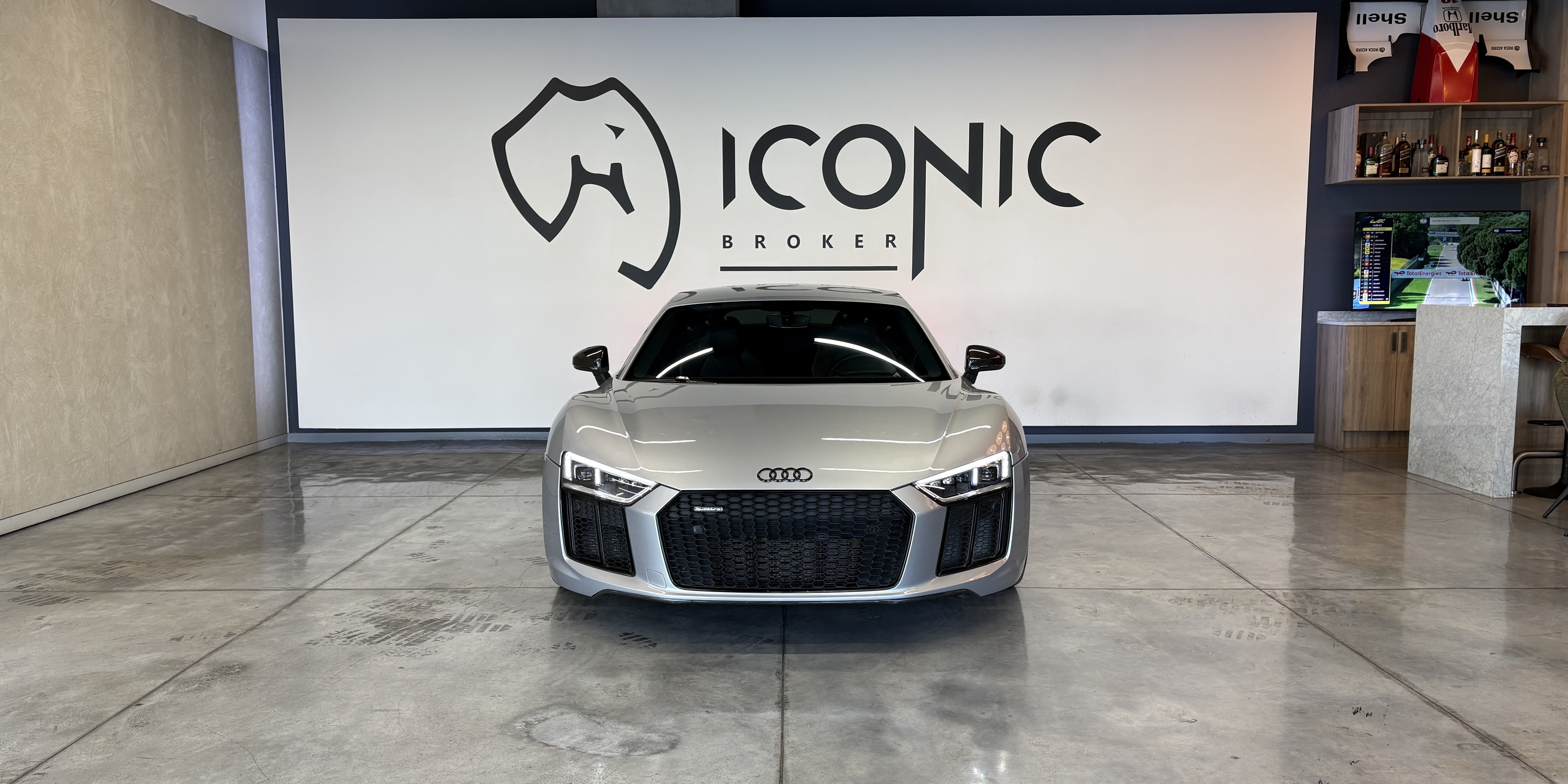 Audi R8 V10 Plus