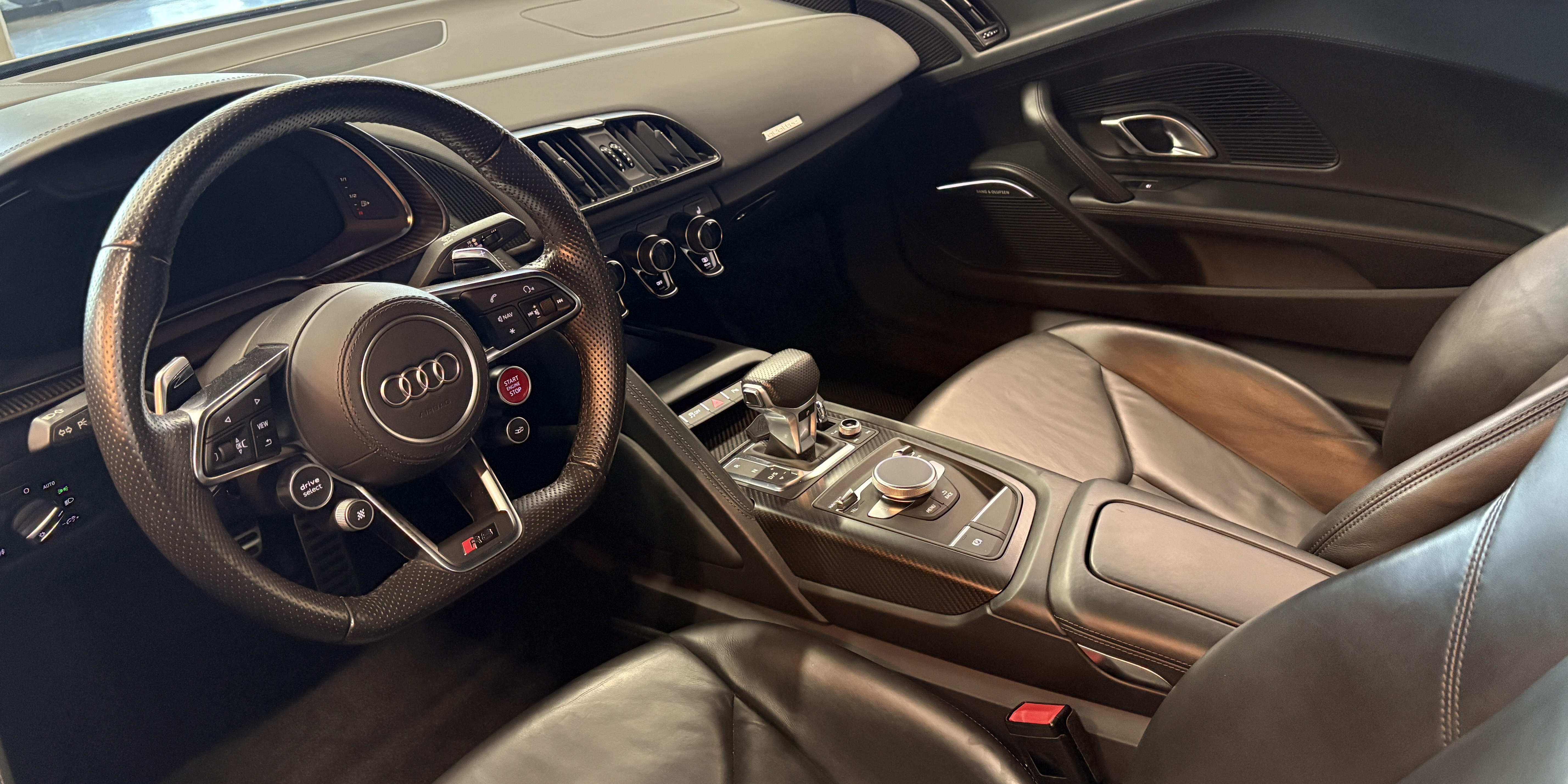 Audi R8 V10 Plus