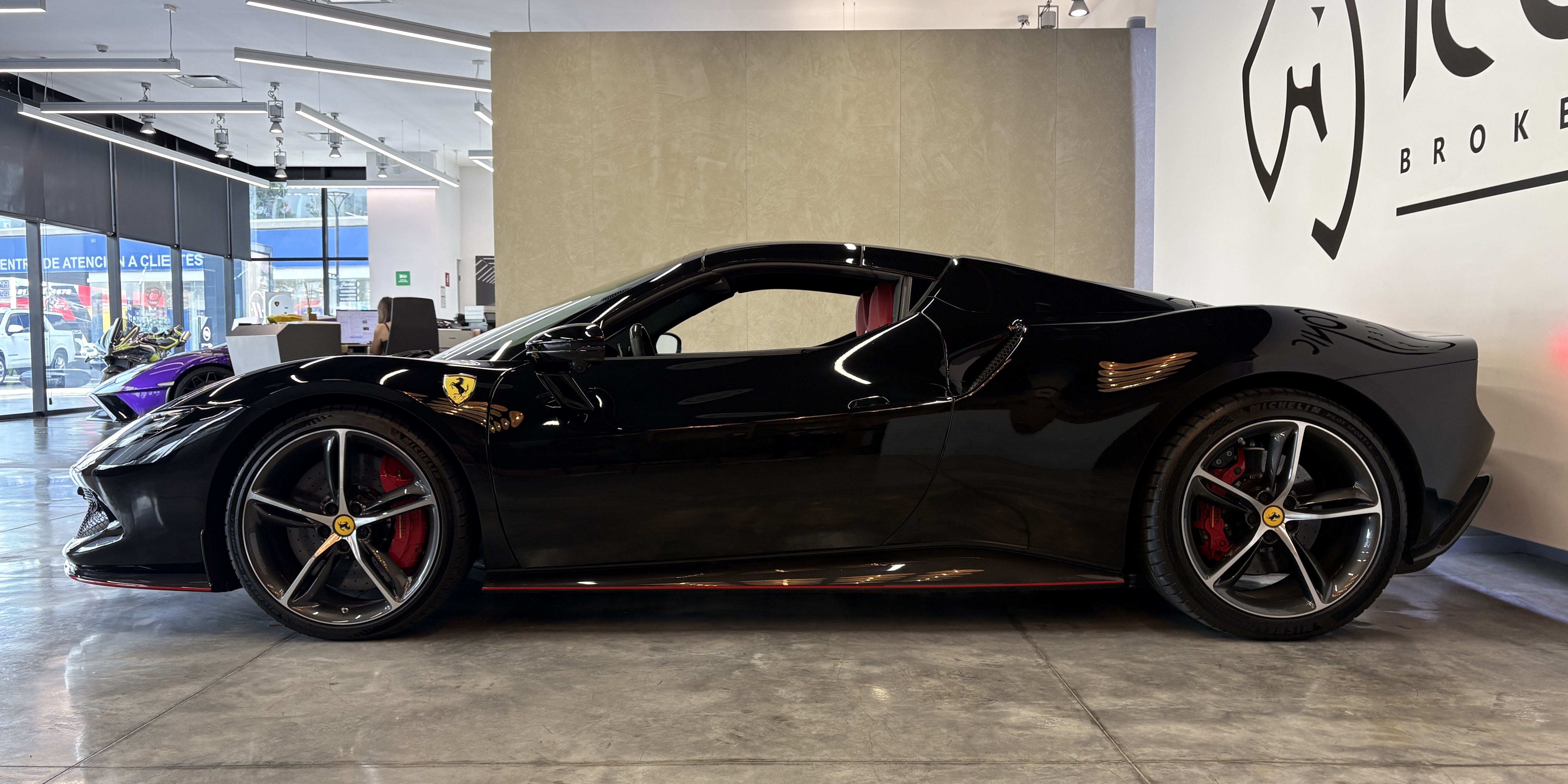 Ferrari 296 GTS
