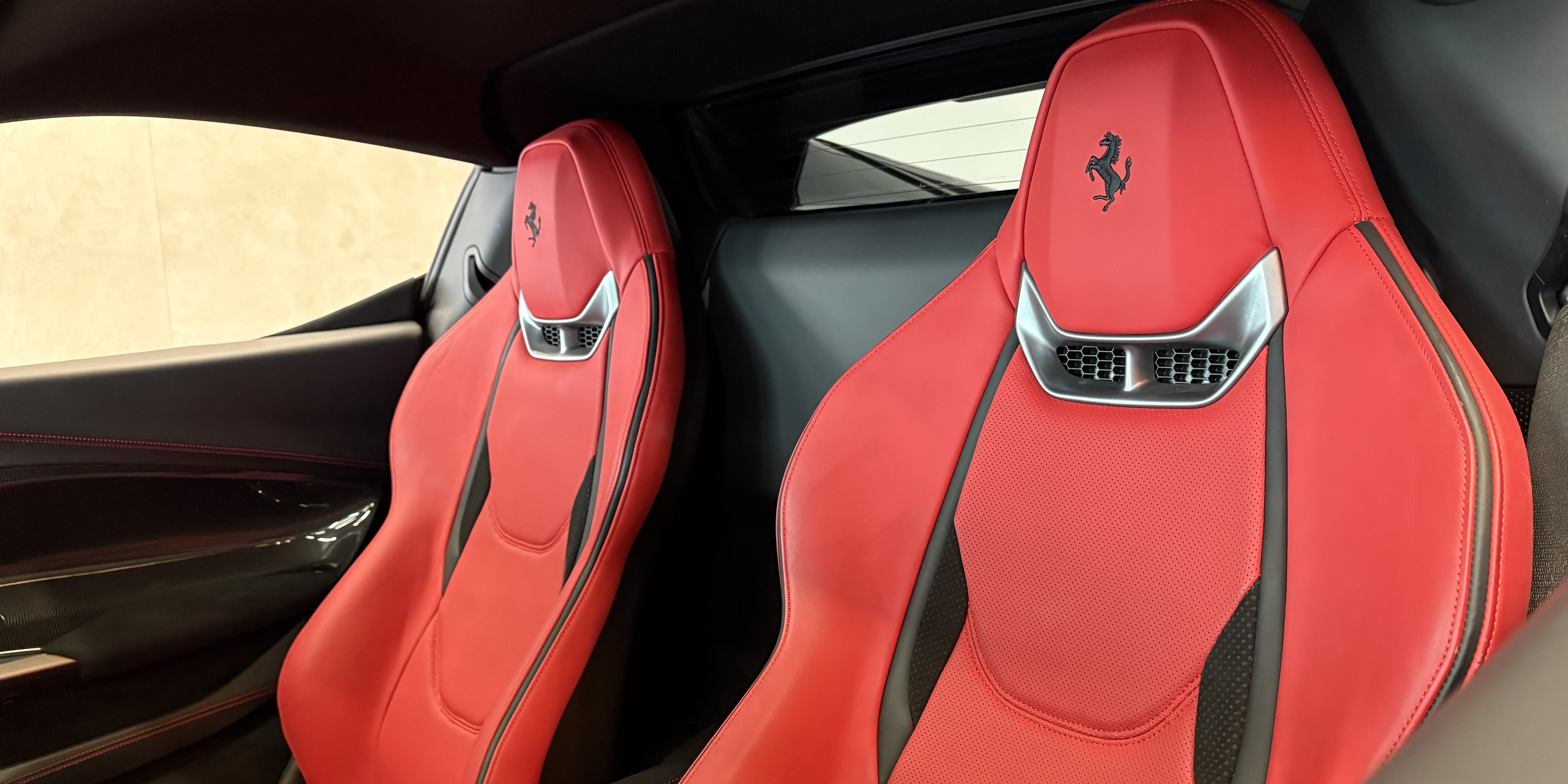 Ferrari 296 GTS